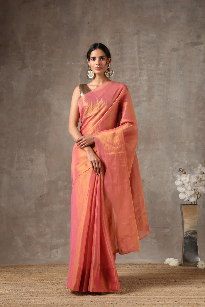 8 Unique Saree Draping Styles that every woman must try – Swtantra