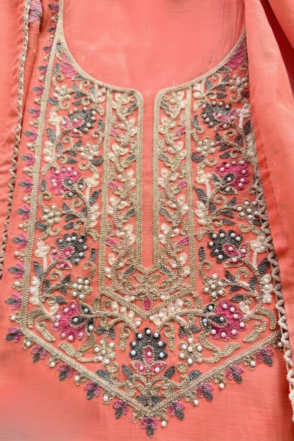 3 Pc Unstitched Suit - Mul Peach Kashmiri Embroidery Kurta with Beads , Embroidered Dupatta and Bottom