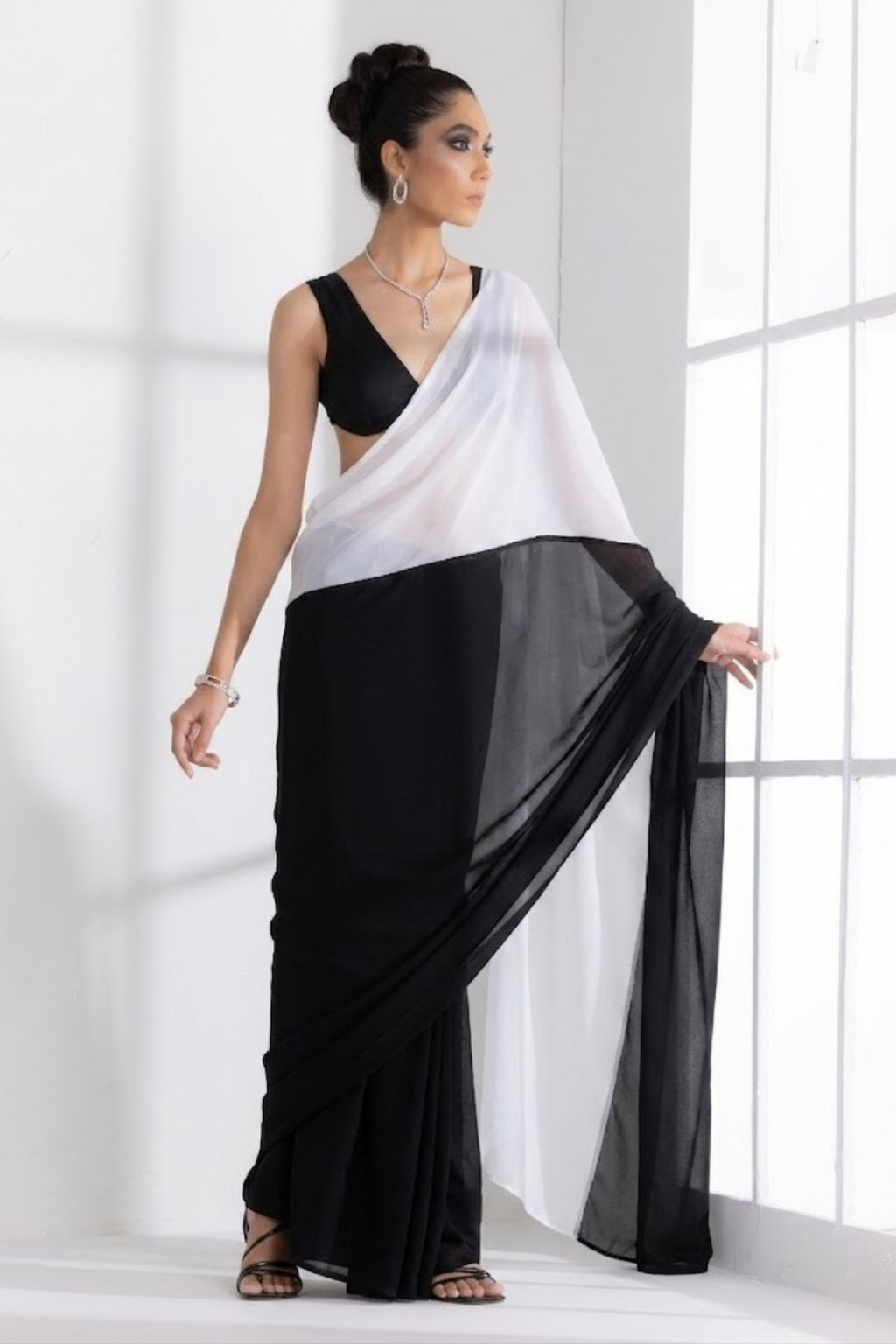 Black and White Georgette Triangle Saree with Blouse Fabric