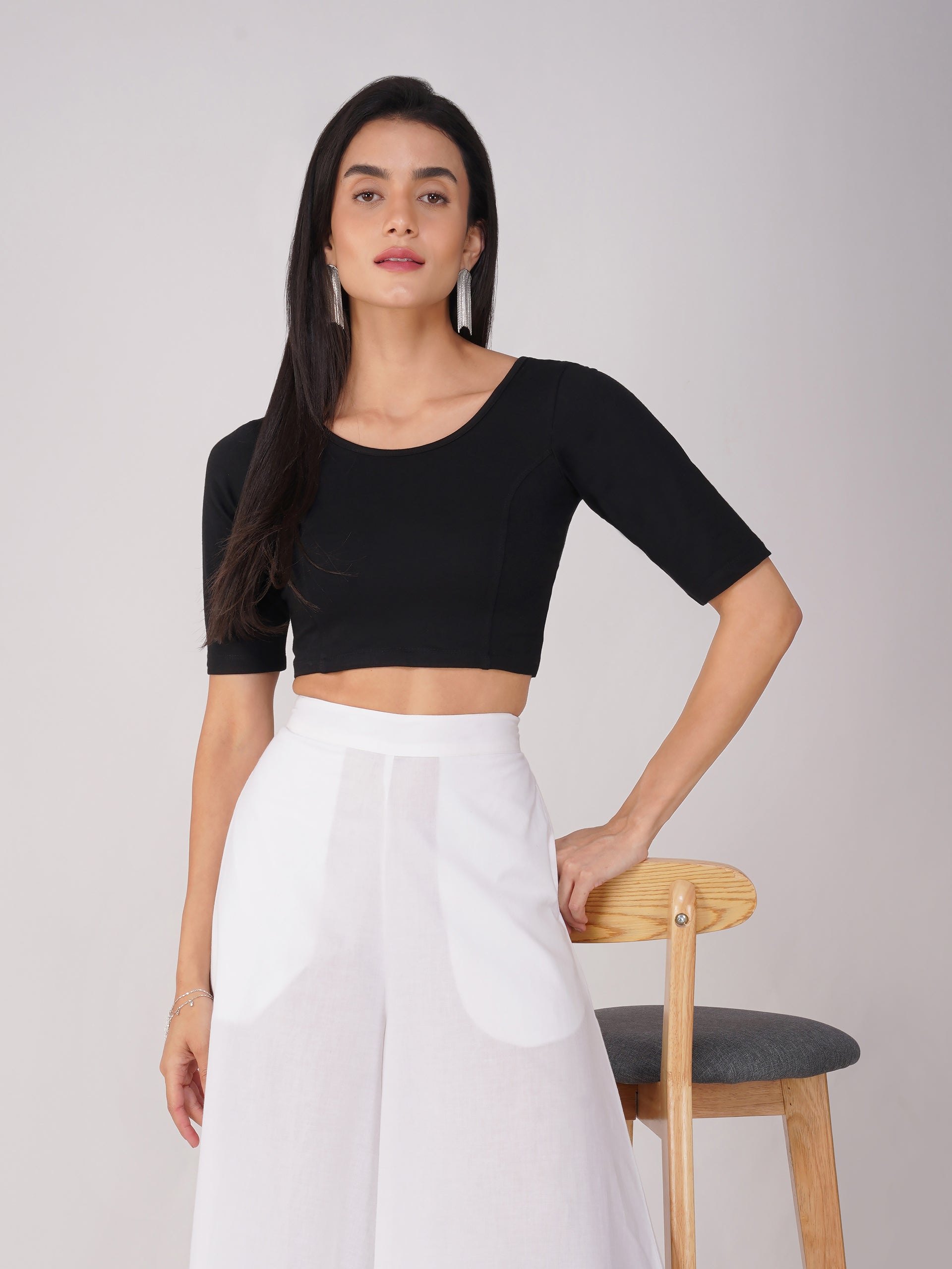 Stretchy Black Short Sleeve Blouse