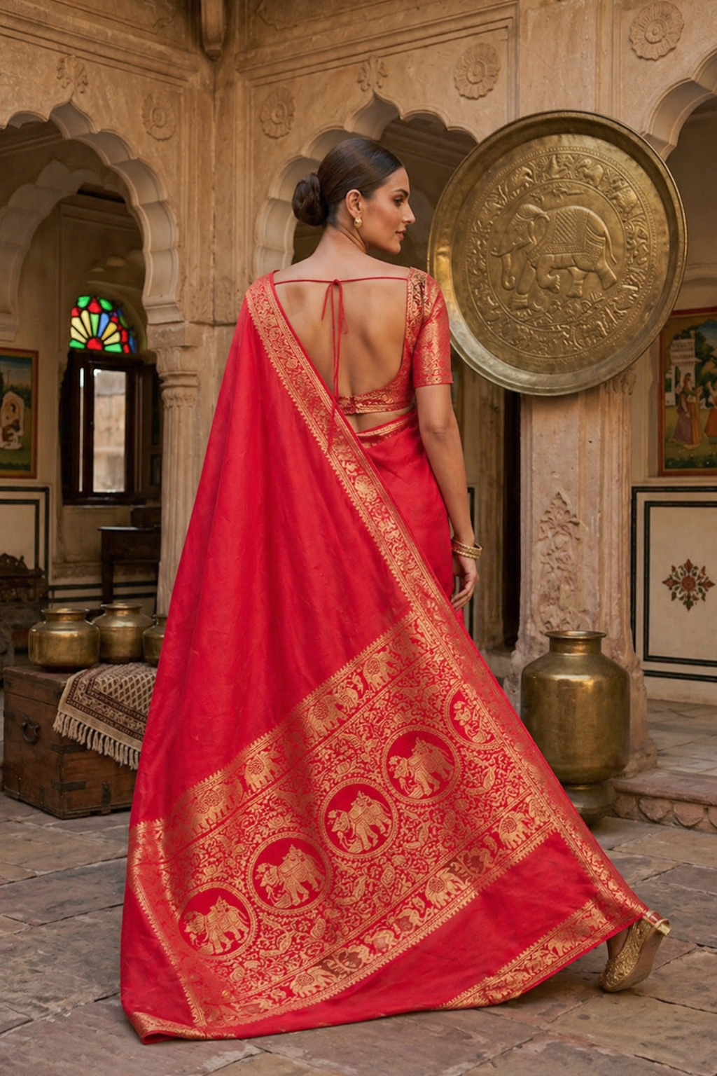 Dola Red Border Silk saree with Zari Border and Blouse Fabric