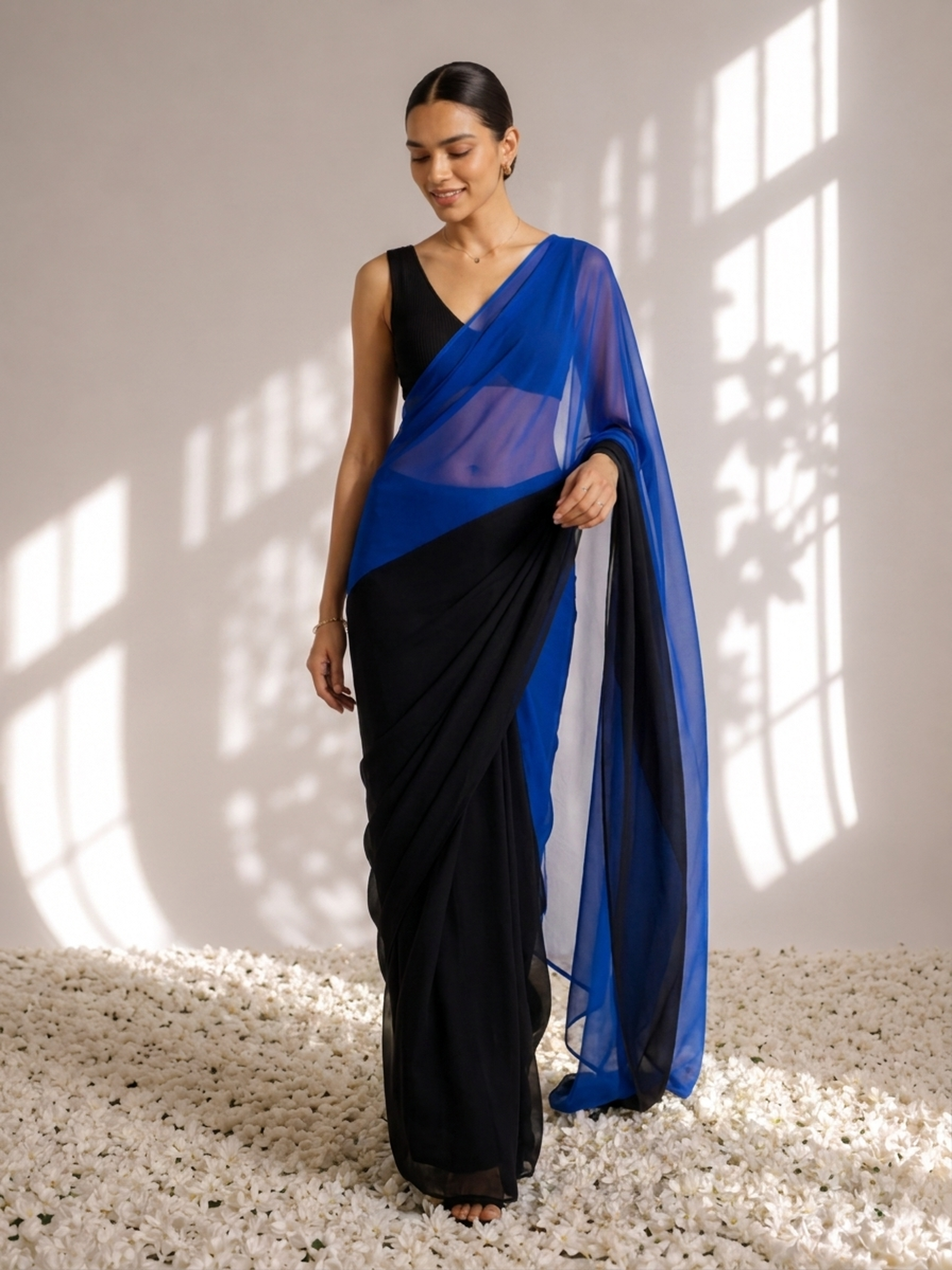 Black and Blue Georgette Triangle Saree with Blouse Fabric