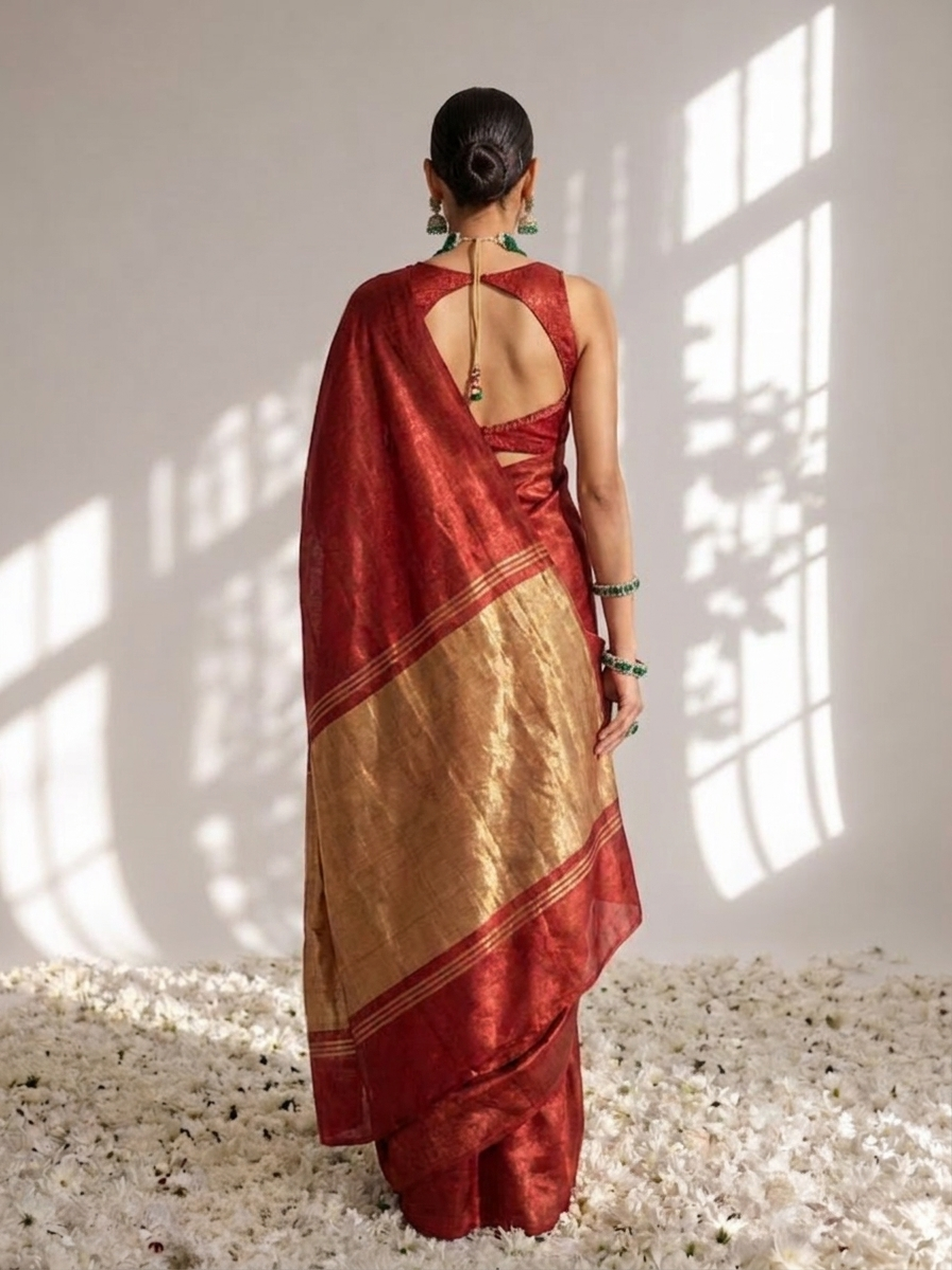 Gajji Red Silk Saree with Zari Pallu with Blouse Fabric