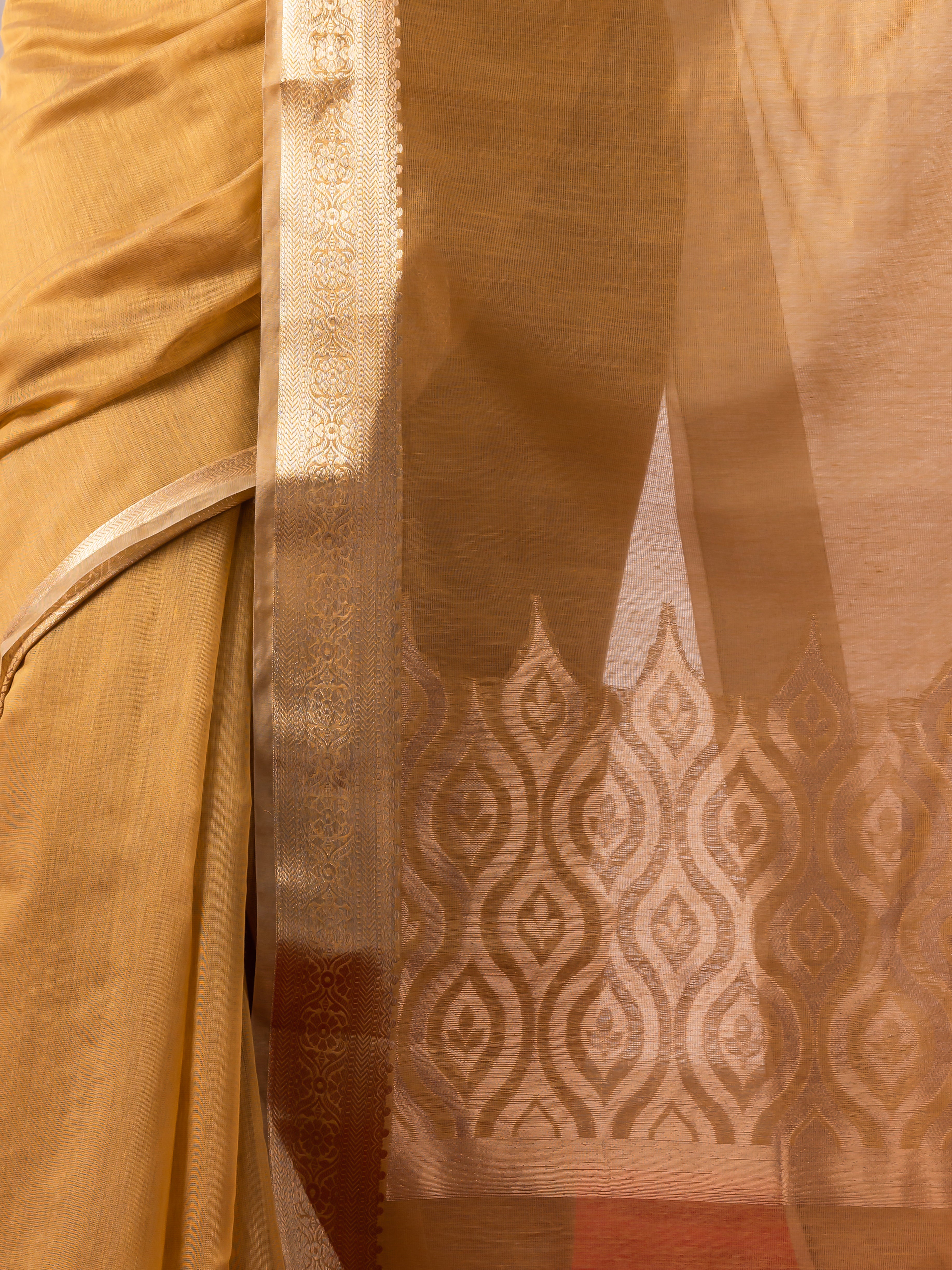 Mustard Gold Weaver Pallu Soft Saree With Blouse Fabric