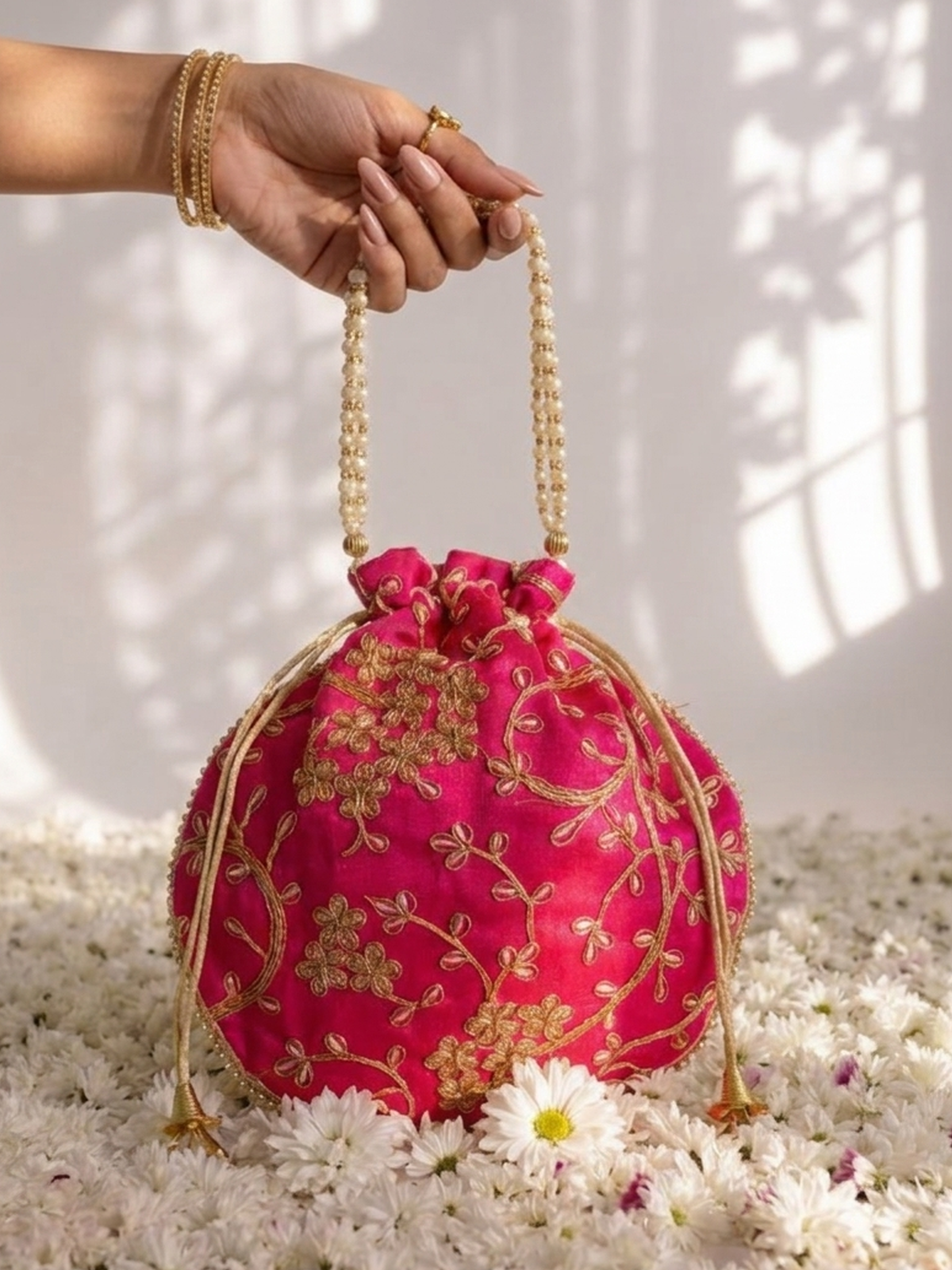 Rakhi free gift above 4,599/- inr
