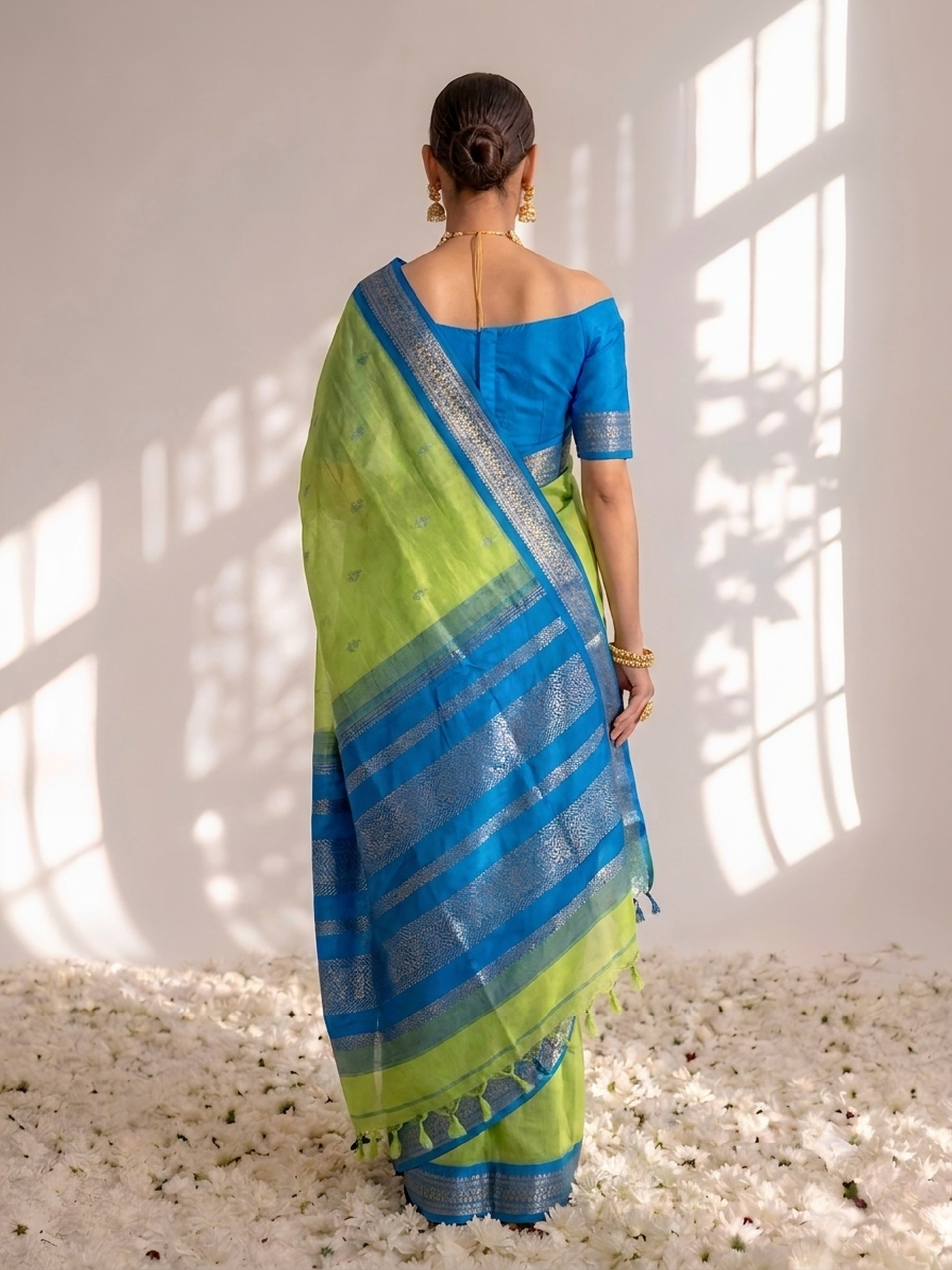 Highlighter and Blue Cotton Kadwal Saree with Blouse Fabric