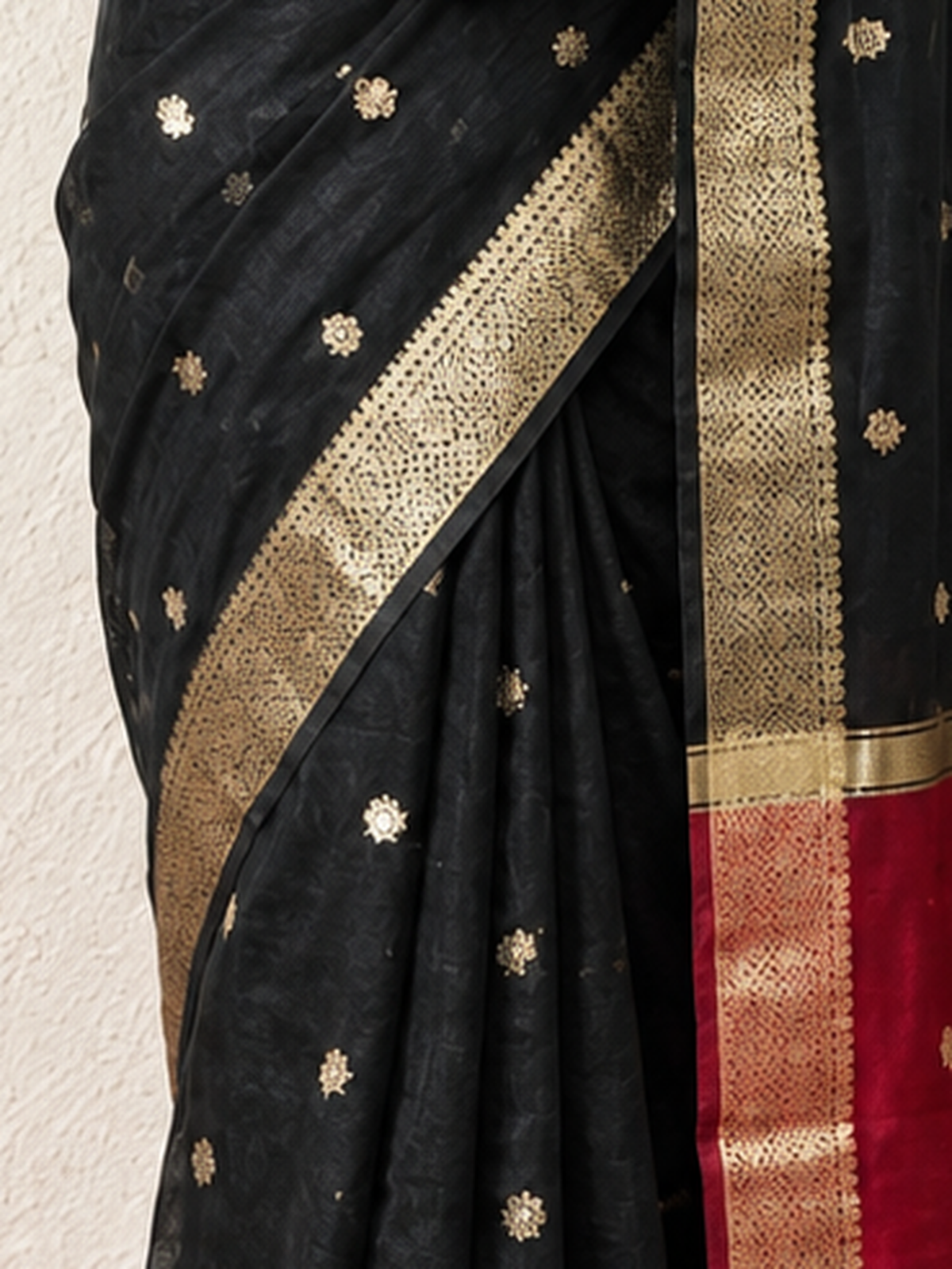 Black and Red Chanderi Cotton Silk Saree with Matching Red Blouse Fabric