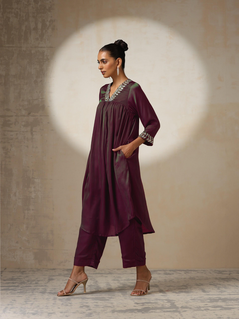 Women's Purple and Green Dual Shade Viscose Satin Kurta with Hand Embroidery on Neck and Sleeve 2 Piece Set | Straight Fit, V Neck, 3/4 Sleeves, Pants, Festive Wear, (Viscose Satin)