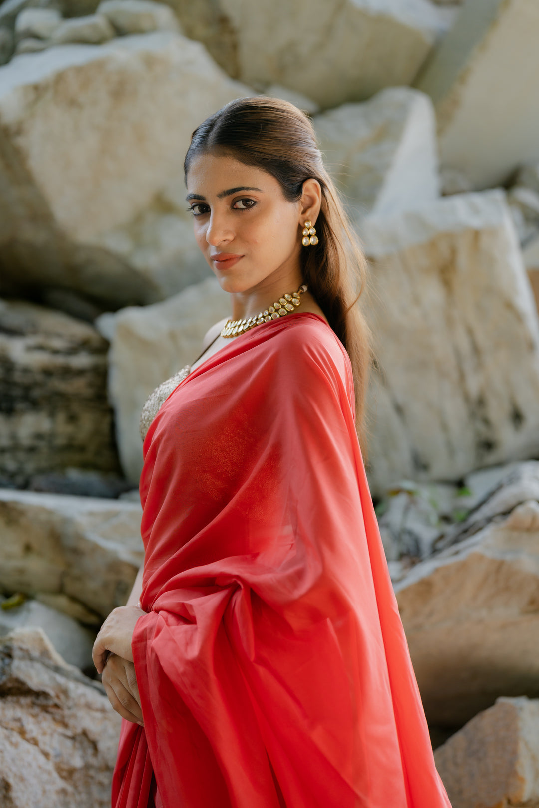 Solid Red Saree with Woven Jacquard Pallu in Gold & Self Blouse Fabric