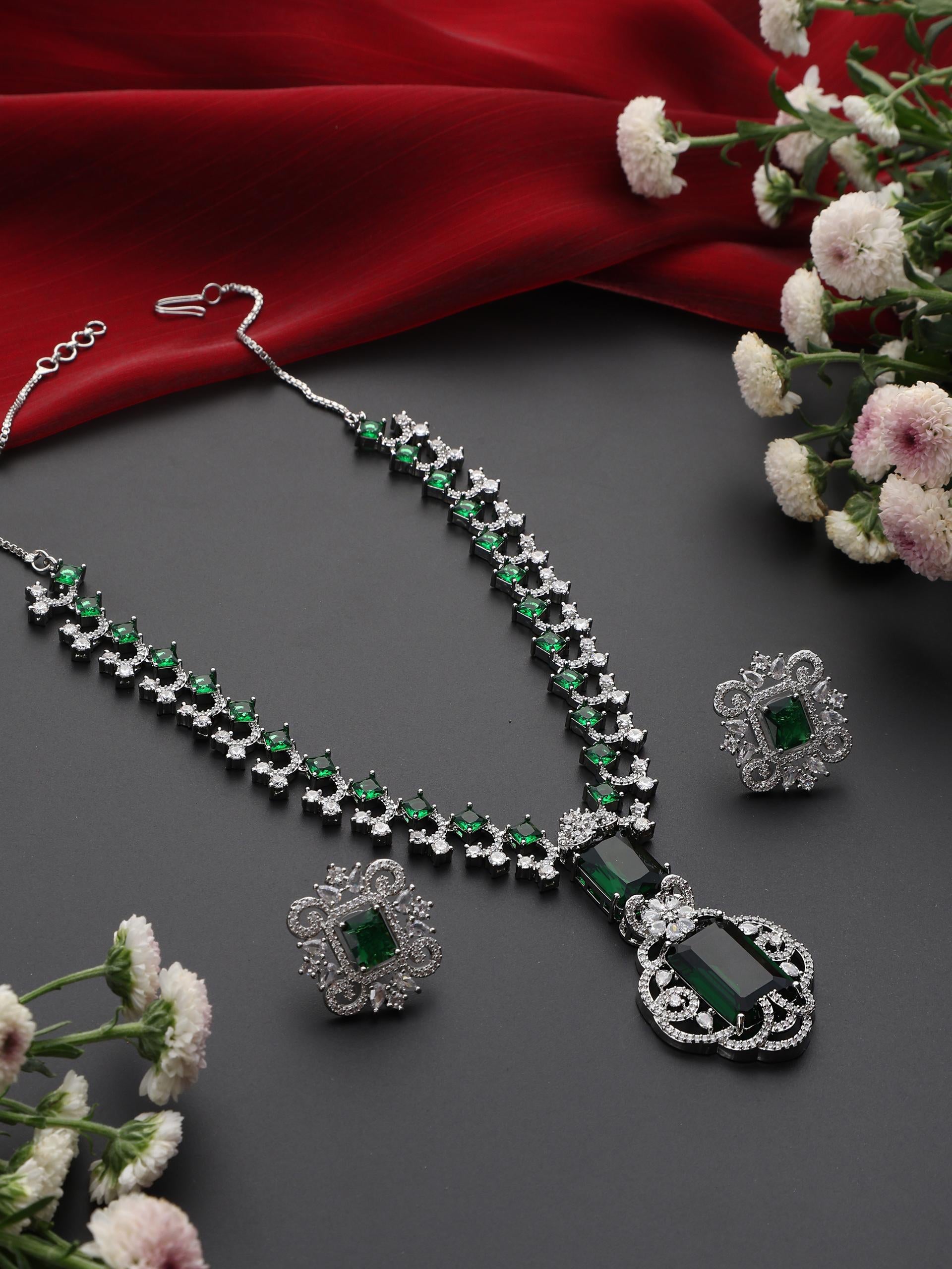 Big Emerald Diamond Necklace with Stud Earring