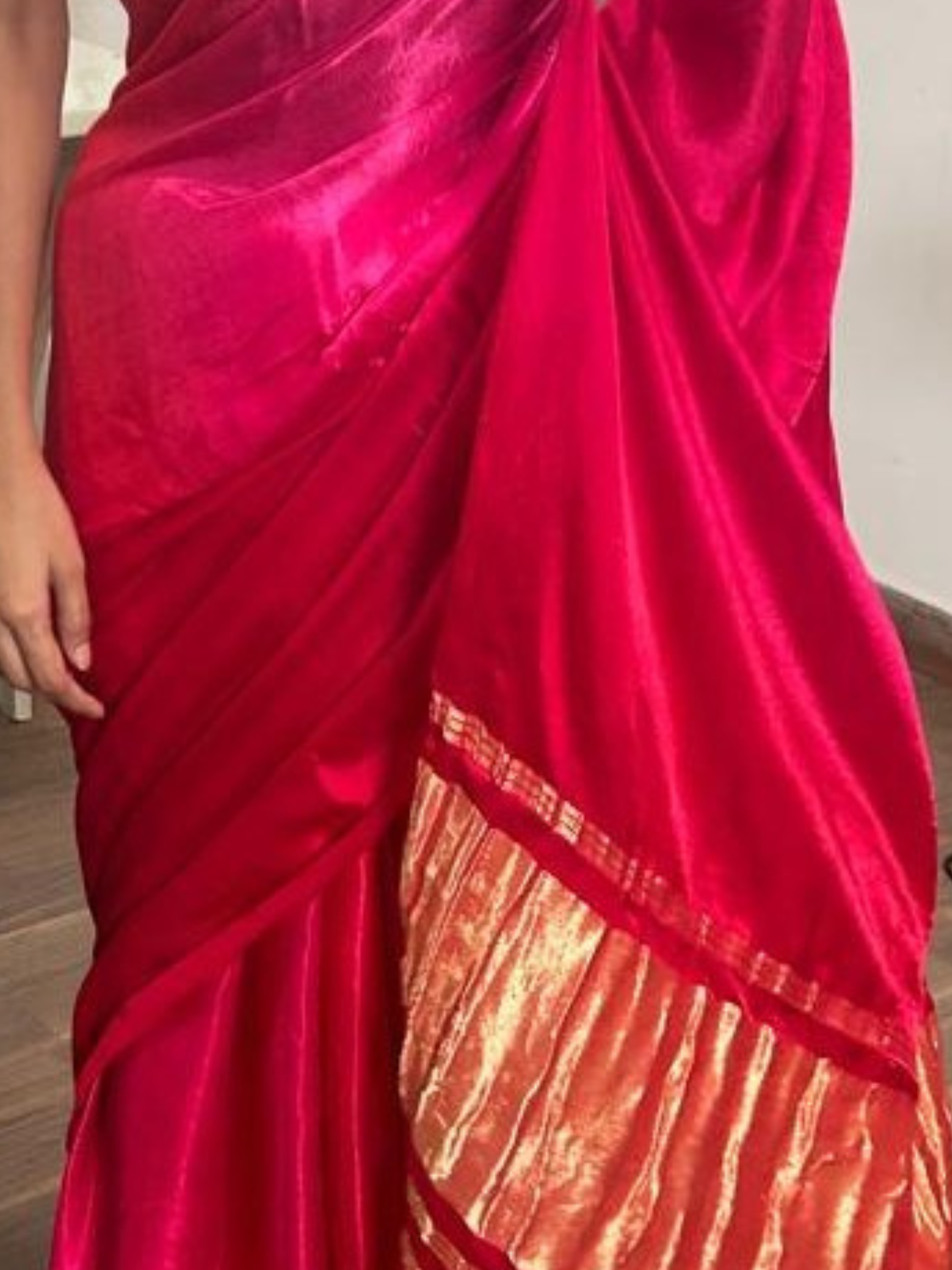 Gajji Silk Red Pink Ombre Saree with Self Blouse Fabric