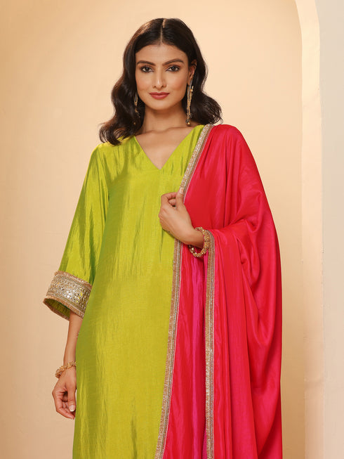 1 Pc - Fuschia Satin Dupatta with Lace