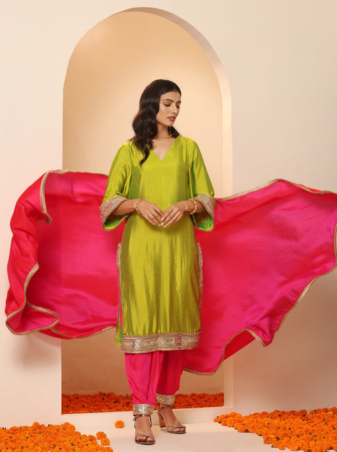 1 Pc - Fuschia Satin Dupatta with Lace