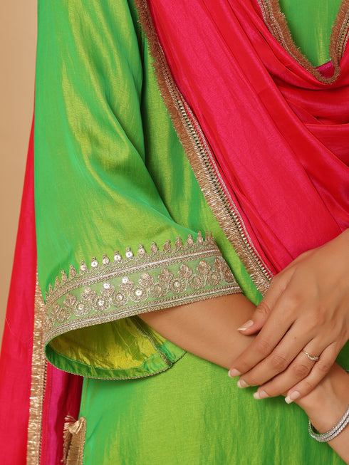 1 Pc - Fuschia Satin Dupatta with Lace