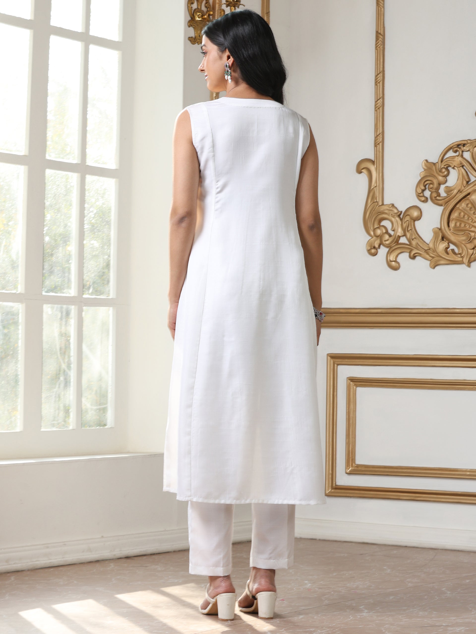 Women’s White Lux Kurta | 1 Pc, Sleeveless, Bead Detailing, Work Wear, Casual Wear (PRF'T Lux Duchess Satin Fabric)