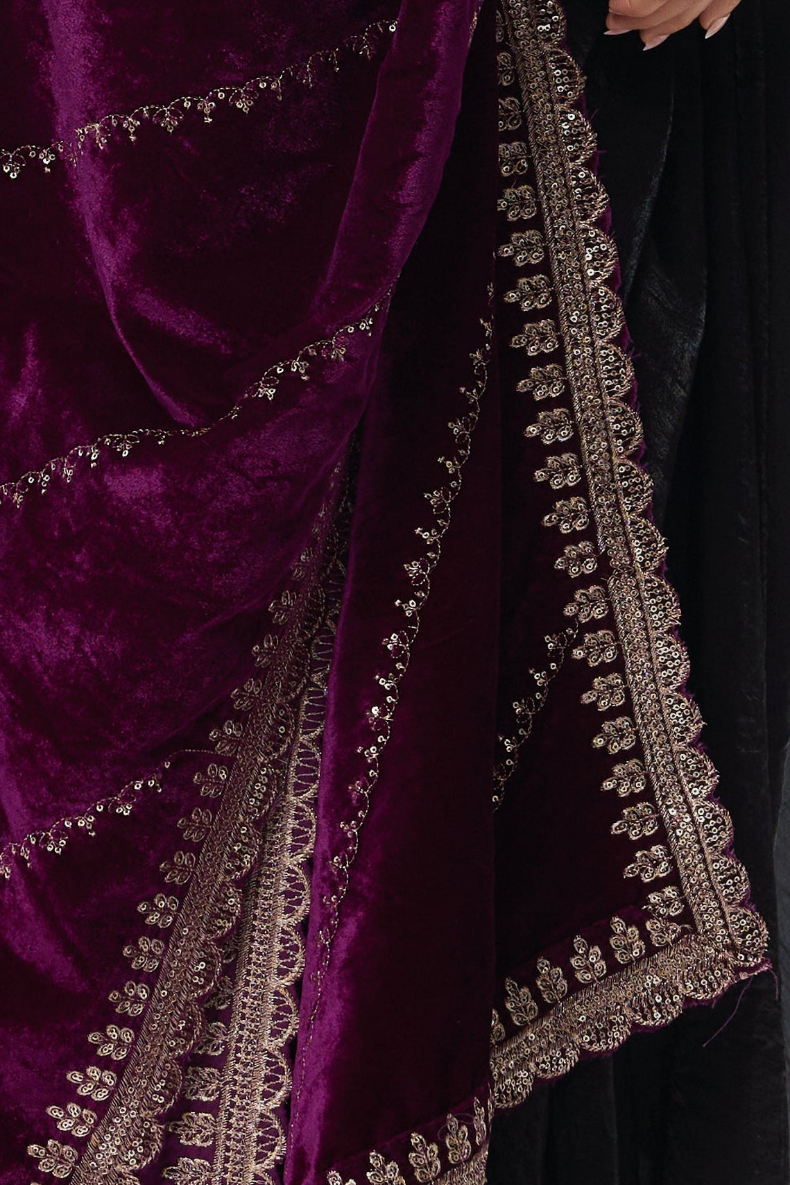 Diagonal Stripe Purple Embroidered Velvet Shawl