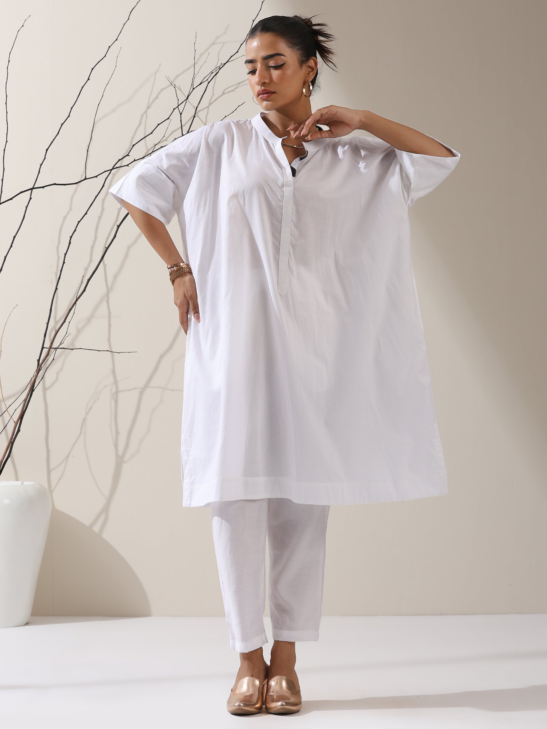 2-Piece White Cotton Kurta with Black Heart and Pants– Pearl Embellished Detailing with Matching Pants | Elegant Ethnic Co-ord