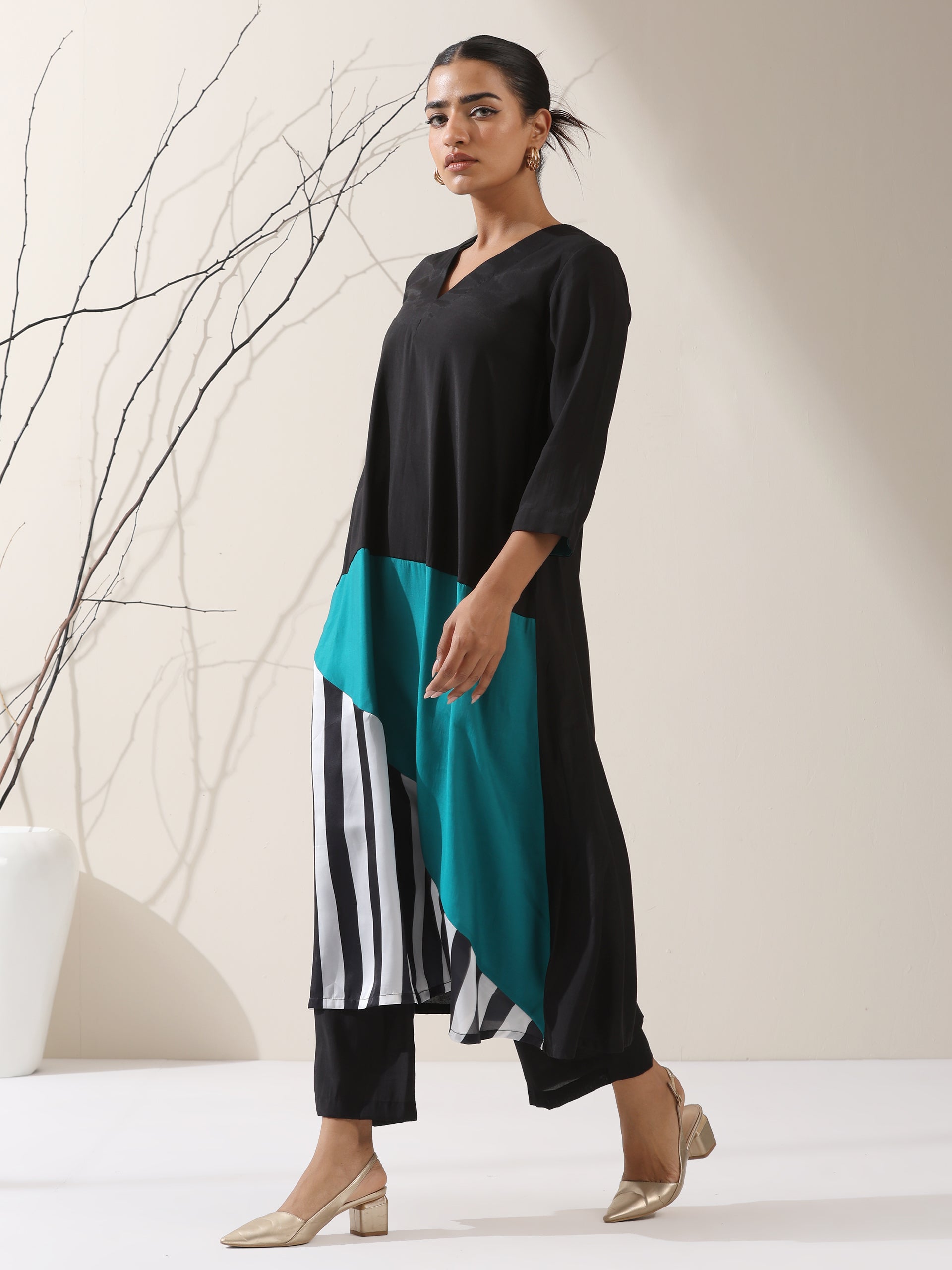 Women's Black & Teal Triangle Kurta with Striped Detailing and Pants | 2 Pc Set, Contemporary Ethnic Co-ord