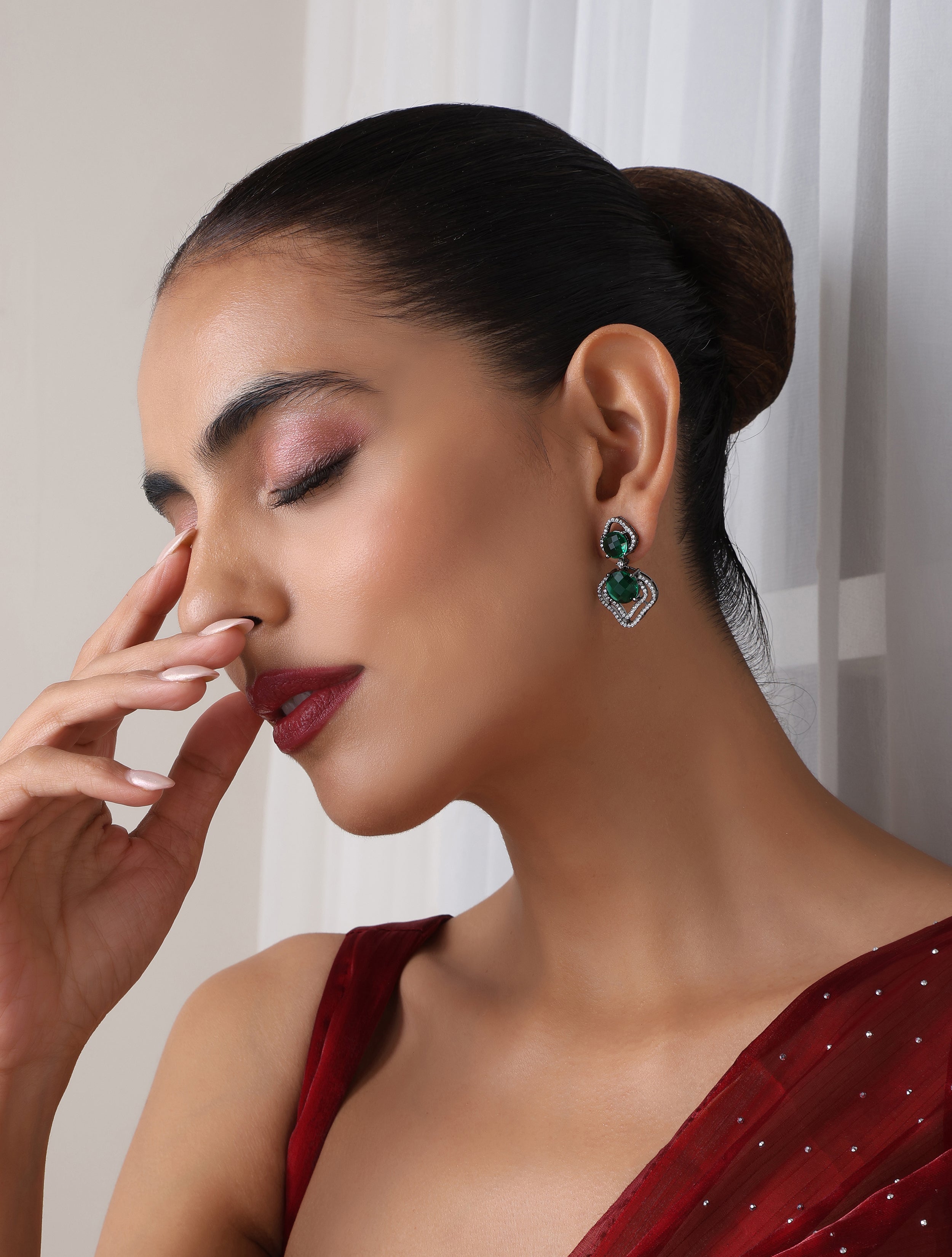 Emerald inverted Leaf Earring