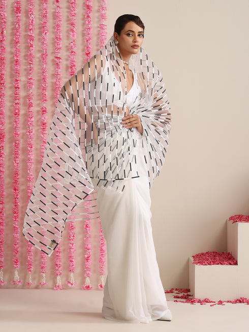 White and Dual Black White Impression Georgette Saree with Blouse Fabric