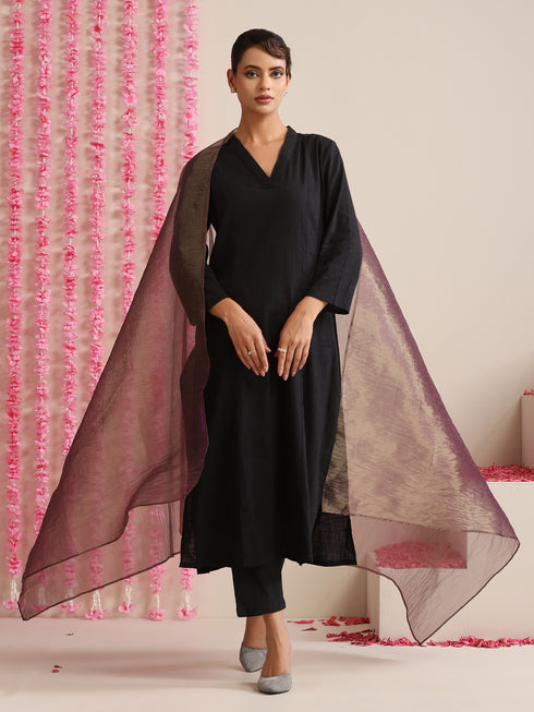 Women’s Black Cotton Slub Kurta & Pyjama Set with Metallic Purple Dupatta | 3 Pc Classic Ethnic Festive Wear