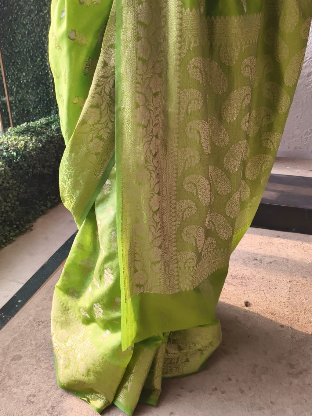 Green and Gold Silver Pure Silk Saree with Meenakari and Blouse Fabric
