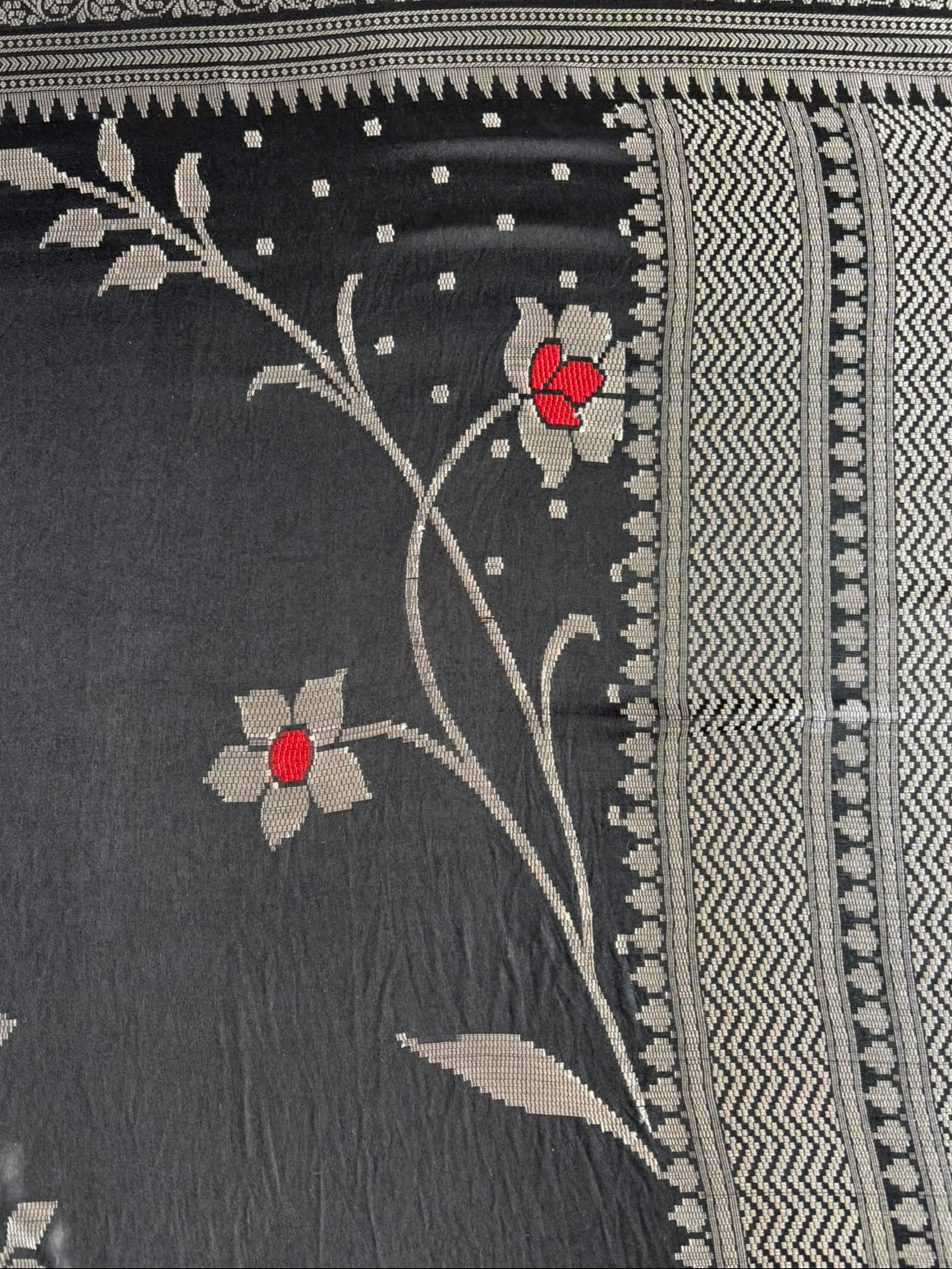 Black and Silver Pure Silk Saree with Meenakari and Blouse Fabric
