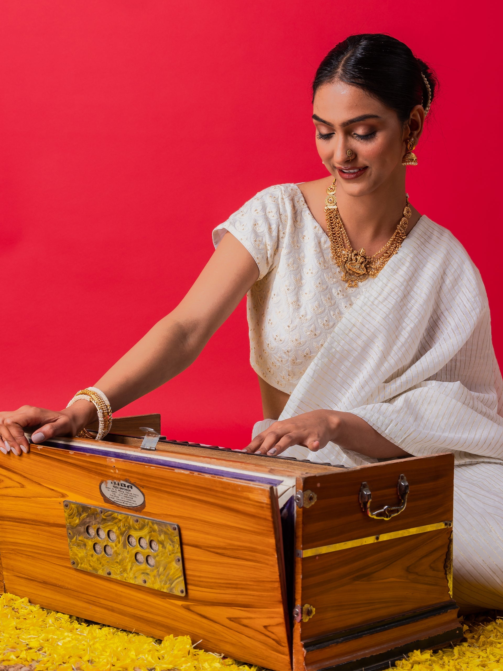 White Swan Khadi Cotton Stripe Saree