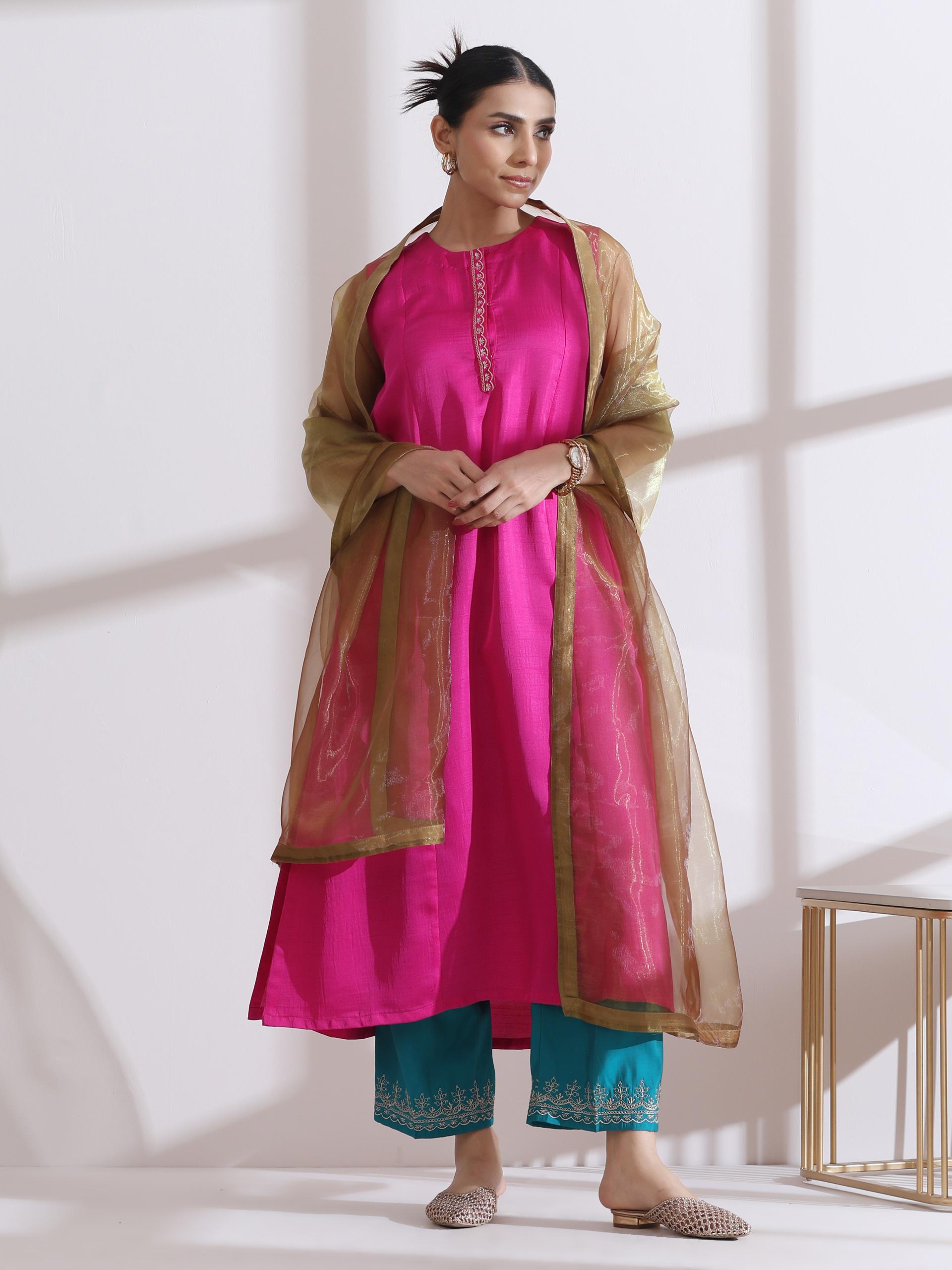 Women's Fuchsia Sleeveless Embroidered Kurta with Airskin Green Pants 2 Piece Set | Straight Fit, Round Neck, Sleeveless, Festive Wear, Work Wear (Lux Fabric)