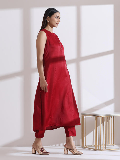 Women's Red Sleeveless Kurta with Hand Stitching and Pants 2 Piece Set | Straight Fit, Round Neck, Sleeveless, Work Wear, (Lux Fabric)