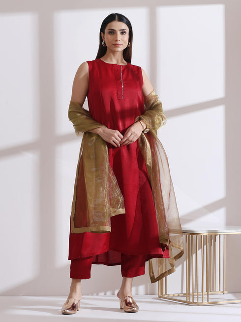 Women's Red Sleeveless Kurta with Hand Stitching and Pants 2 Piece Set | Straight Fit, Round Neck, Sleeveless, Work Wear, (Lux Fabric)