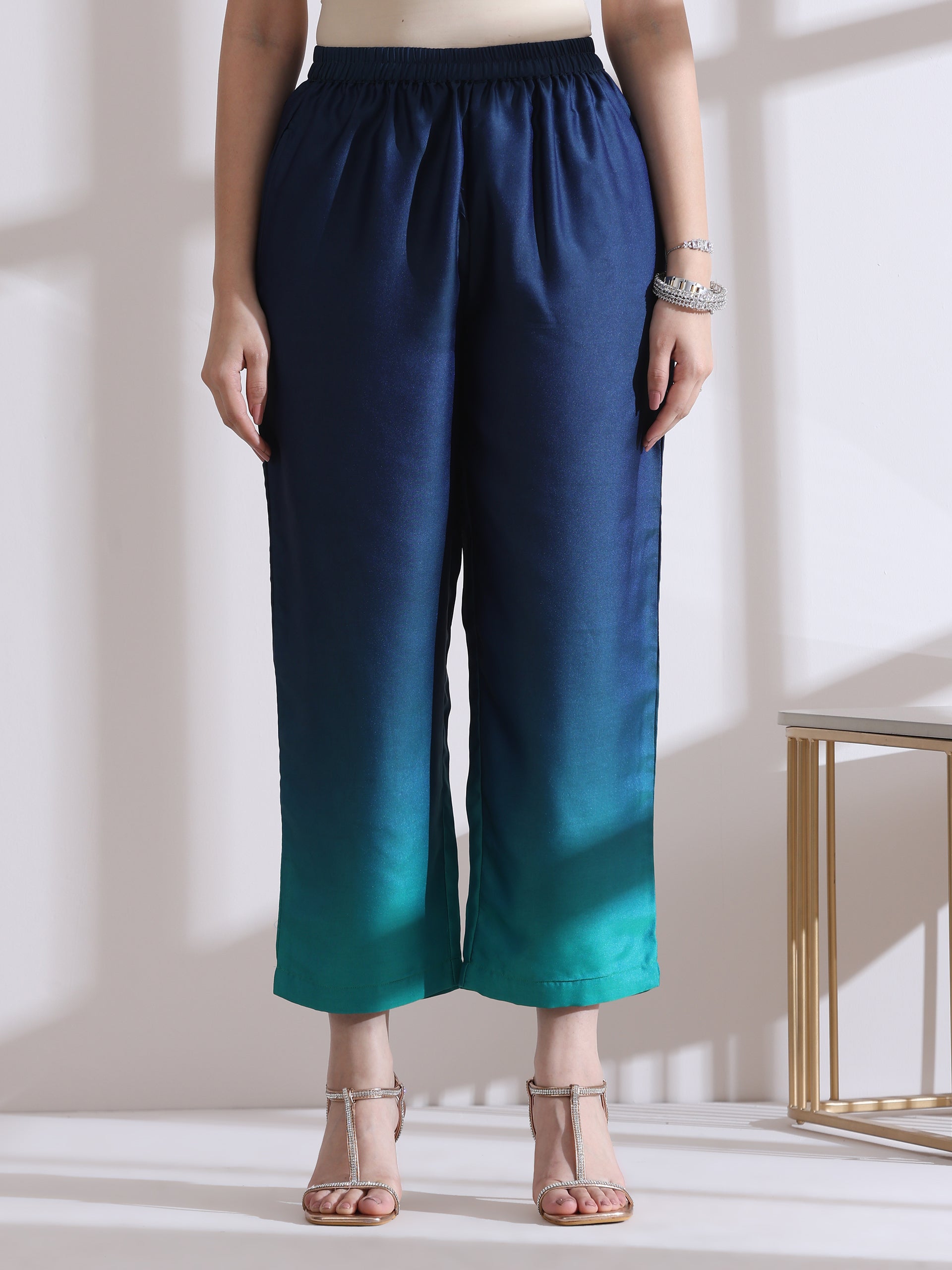 Women's Green and Blue Chiffon Satin Ombre Sleeveless Kurta with Beads and Pants 2 Piece Set | Straight Fit, V Neck, Sleeveless, Partywear, (Chiffon Satin)