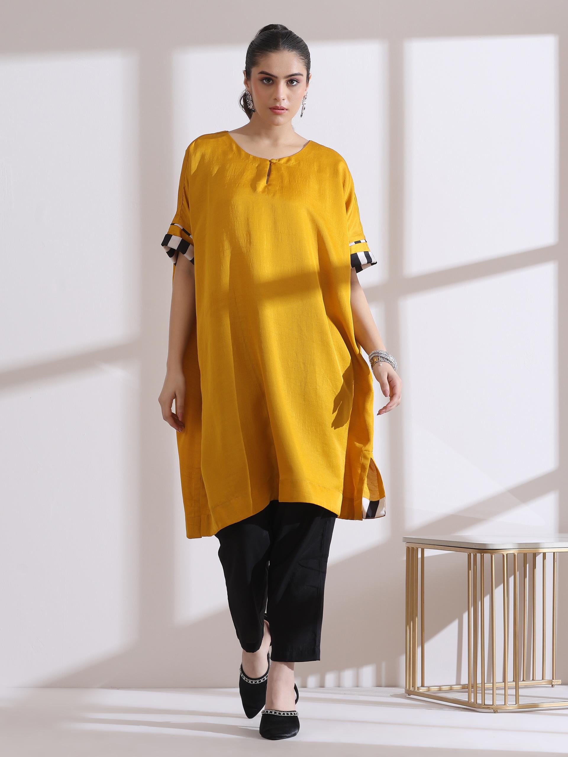 Women's Yellow Kurta with Chevron Inner Details and Black Pant 2 Piece Set | Straight Fit, Round Neck, 3/4 Sleeves, Workwear, (Lux Fabric)