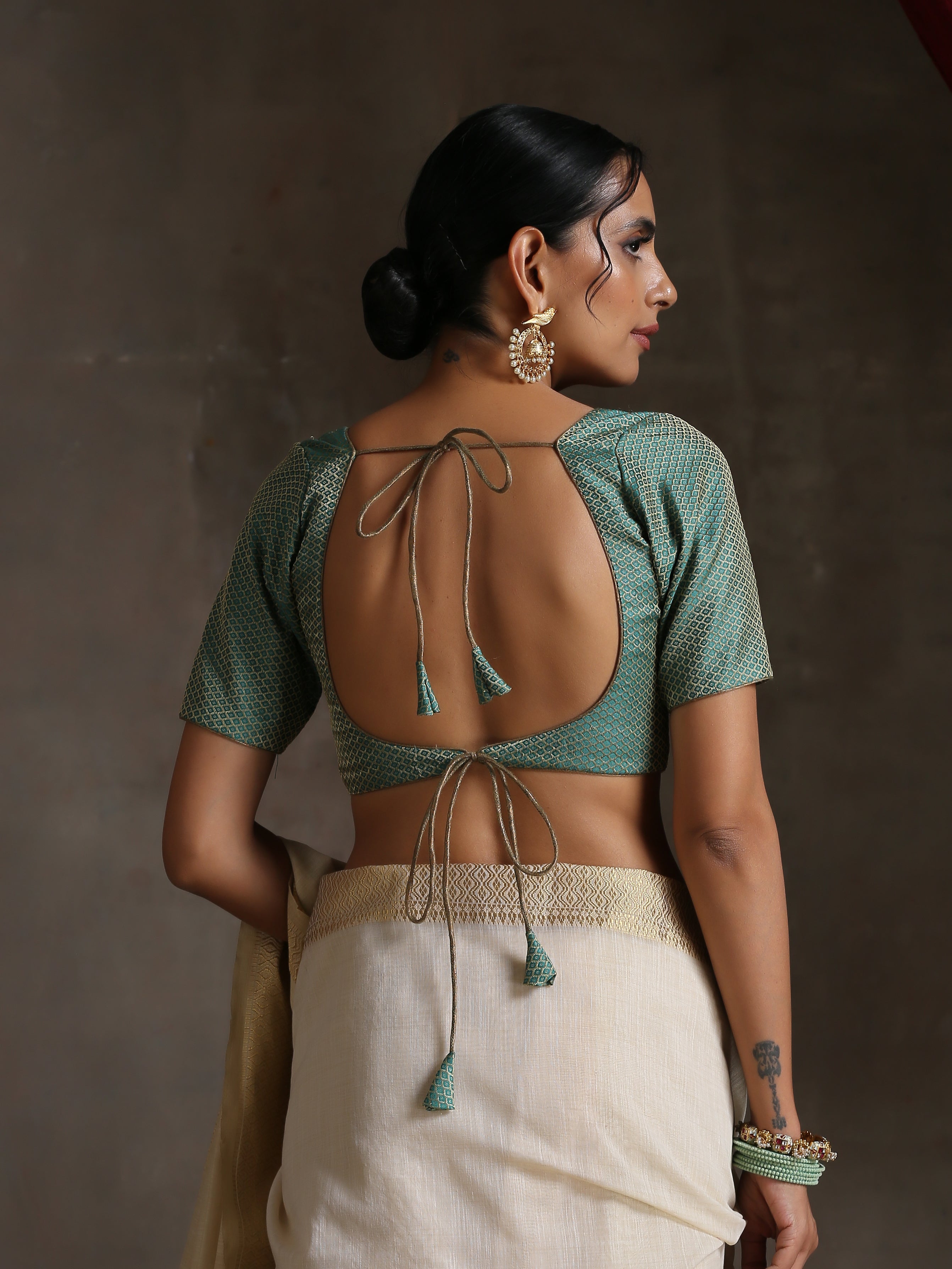 Blouse - Green Jacquard V neck