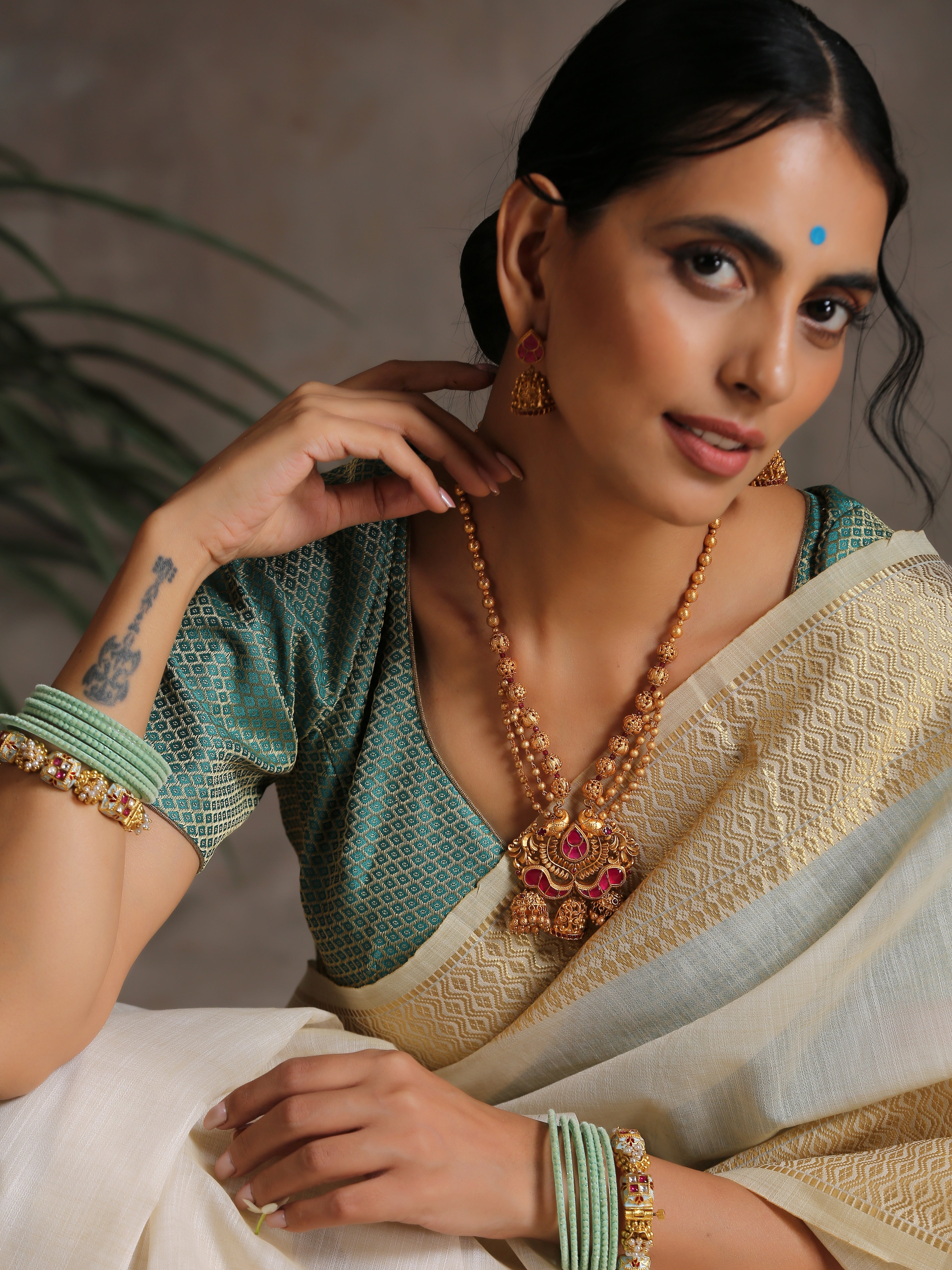 Blouse - Green Jacquard V neck