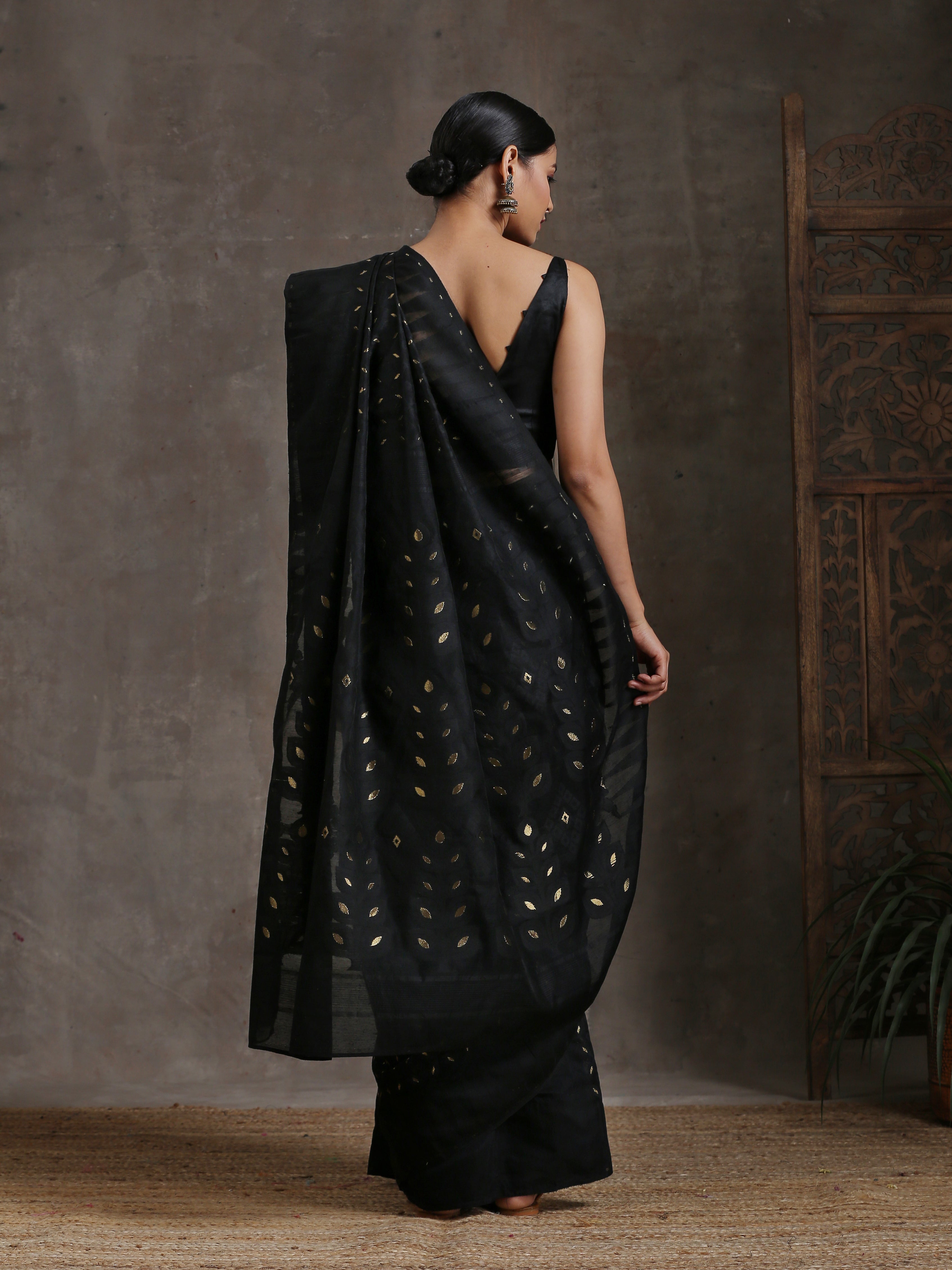 Black & Gold Dhakai Handloom Saree