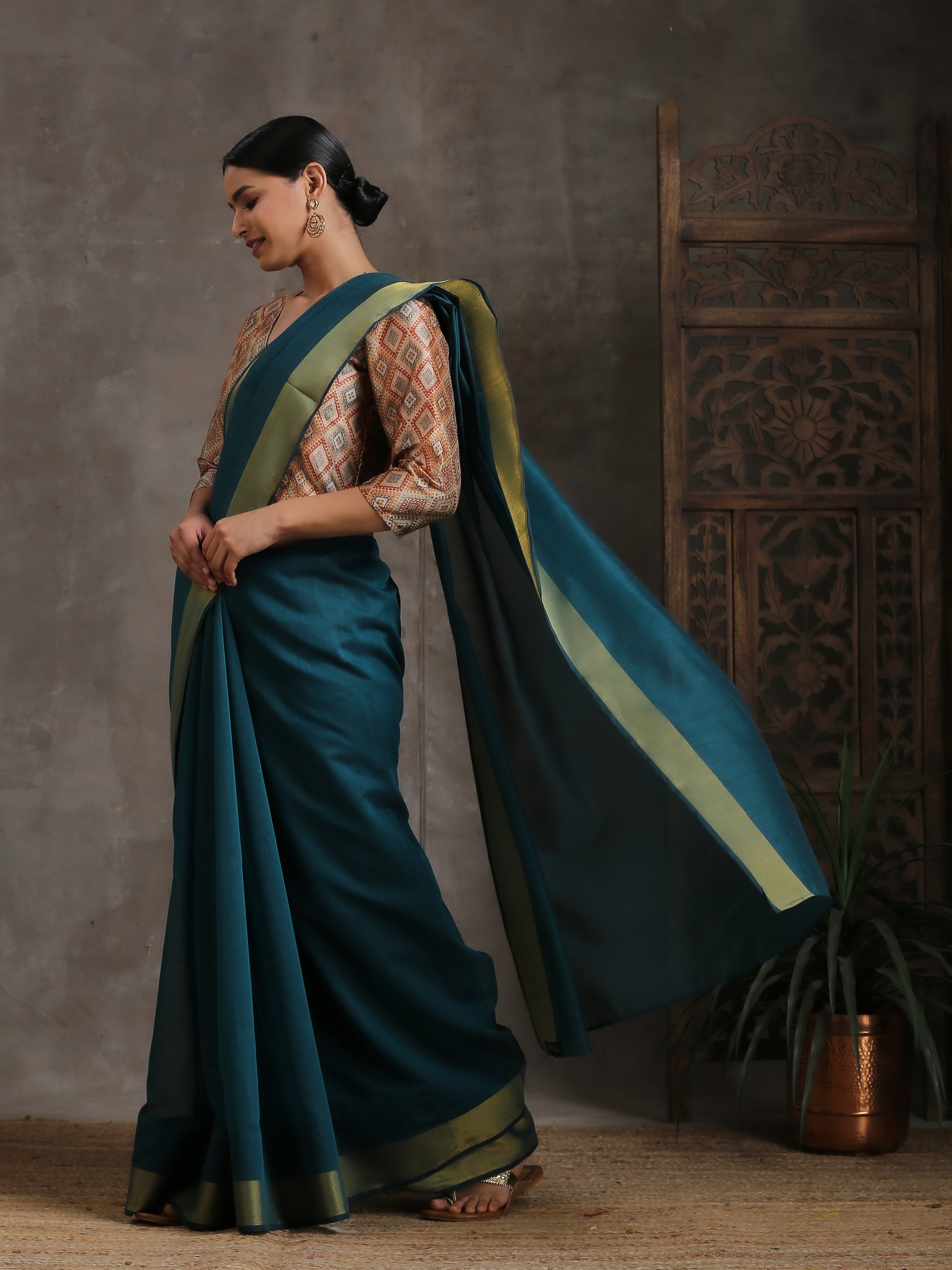Dark Green Cotton Saree With Gold Border