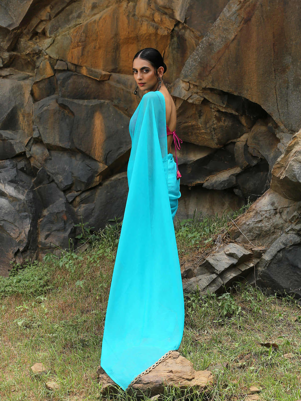 Turquoise chiffon saree with bronze lace — view 7
