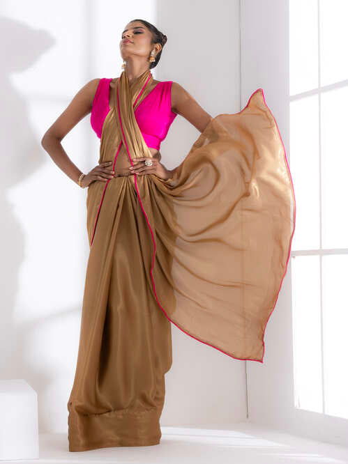 Hazel beige gold chiffon saree with pink edge lace and posh blouse fabric — view 2