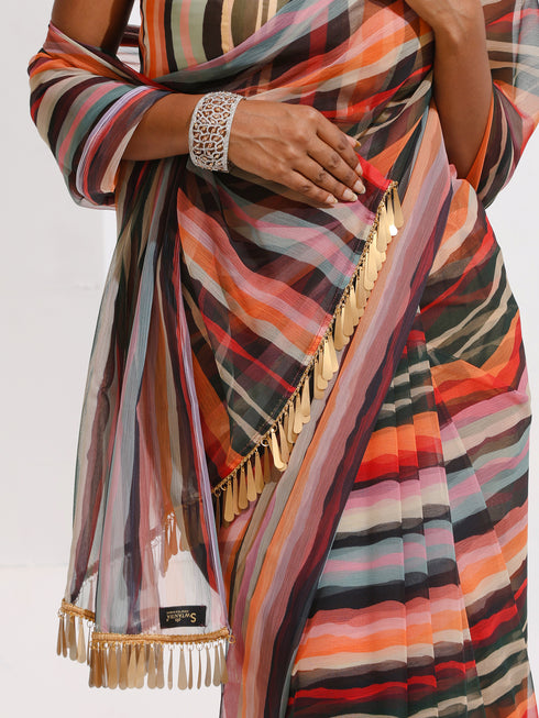 Metropolitan Chiffon Saree with Hanging Gold Lace and Self Blouse Fabric