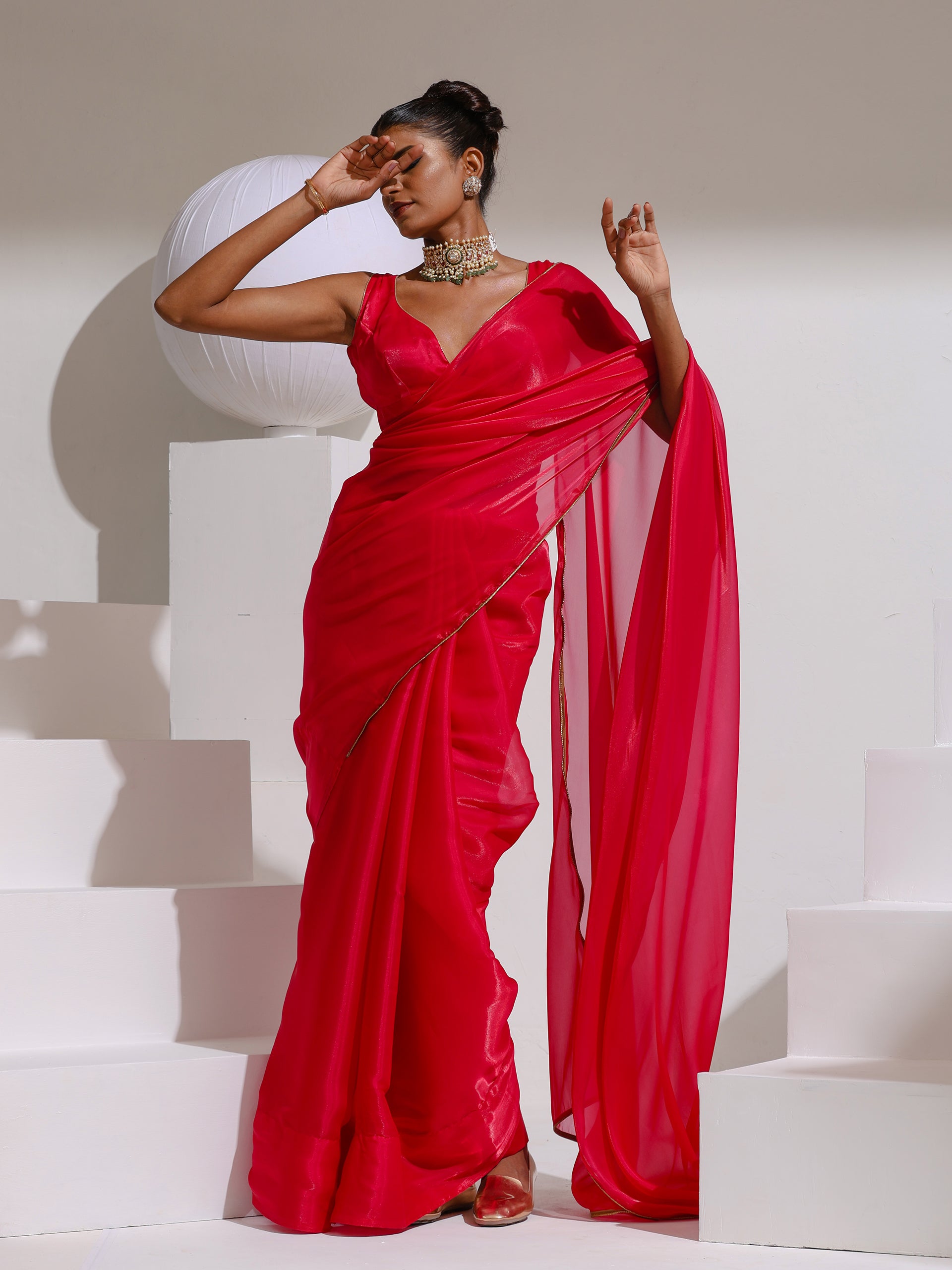 Hard to Get Fuchsia Organza Satin Saree with Bronze Piping and Blouse Fabric