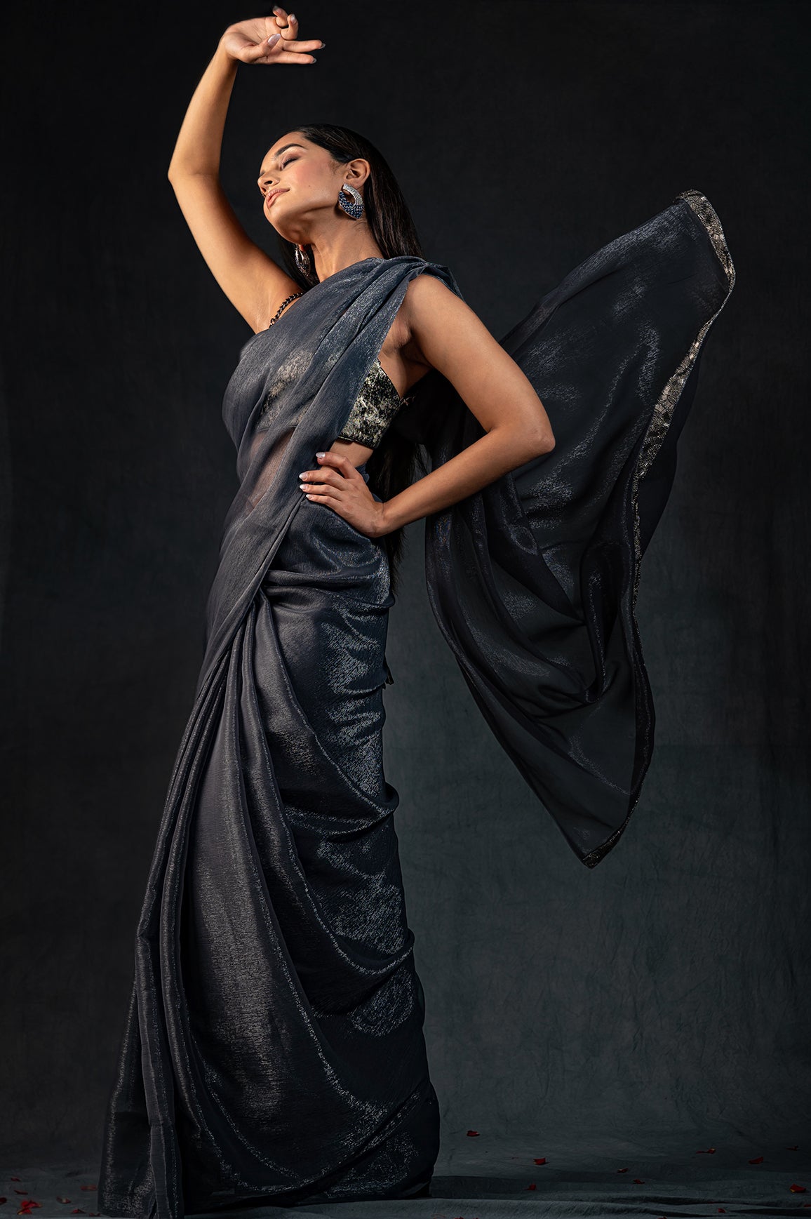 Dual shade grey shimmer silver chiffon saree — view 6