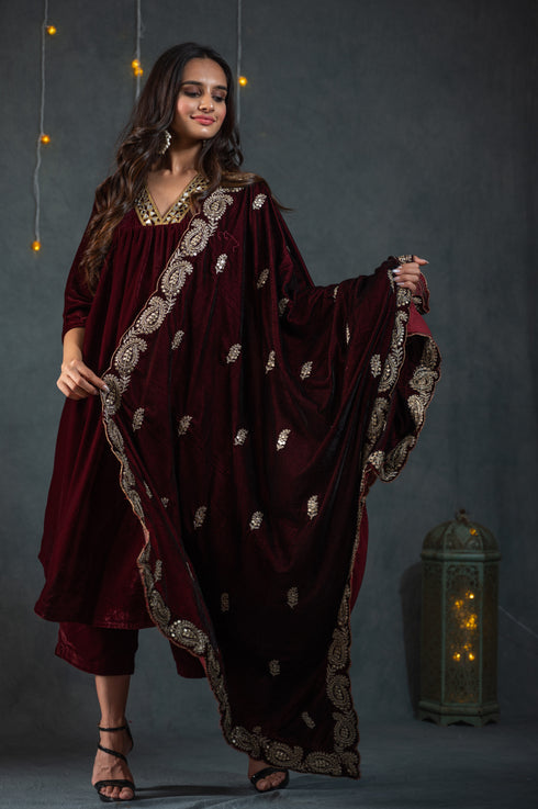 Velvet Rosewood Shawl