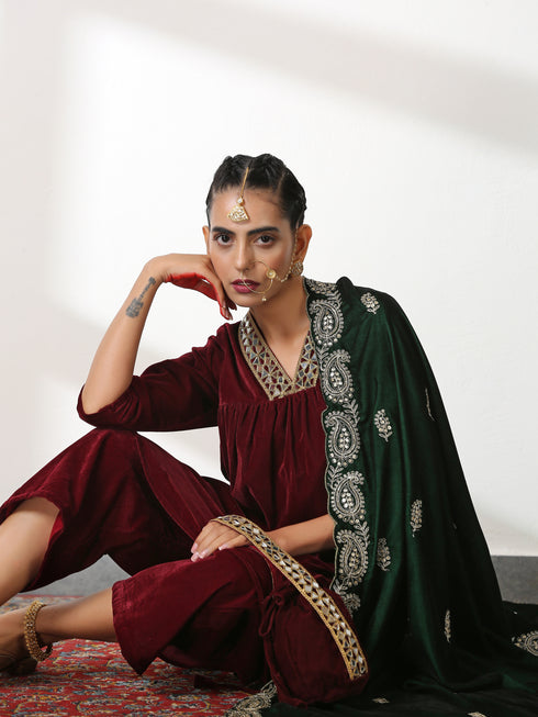 Women's Burgundy Velvet Kurta with Mirror Lace and Pants 2 Piece Set | Straight Fit, V Neck, 3/4 Sleeves, Pants, Festive Wear, (Velvet)