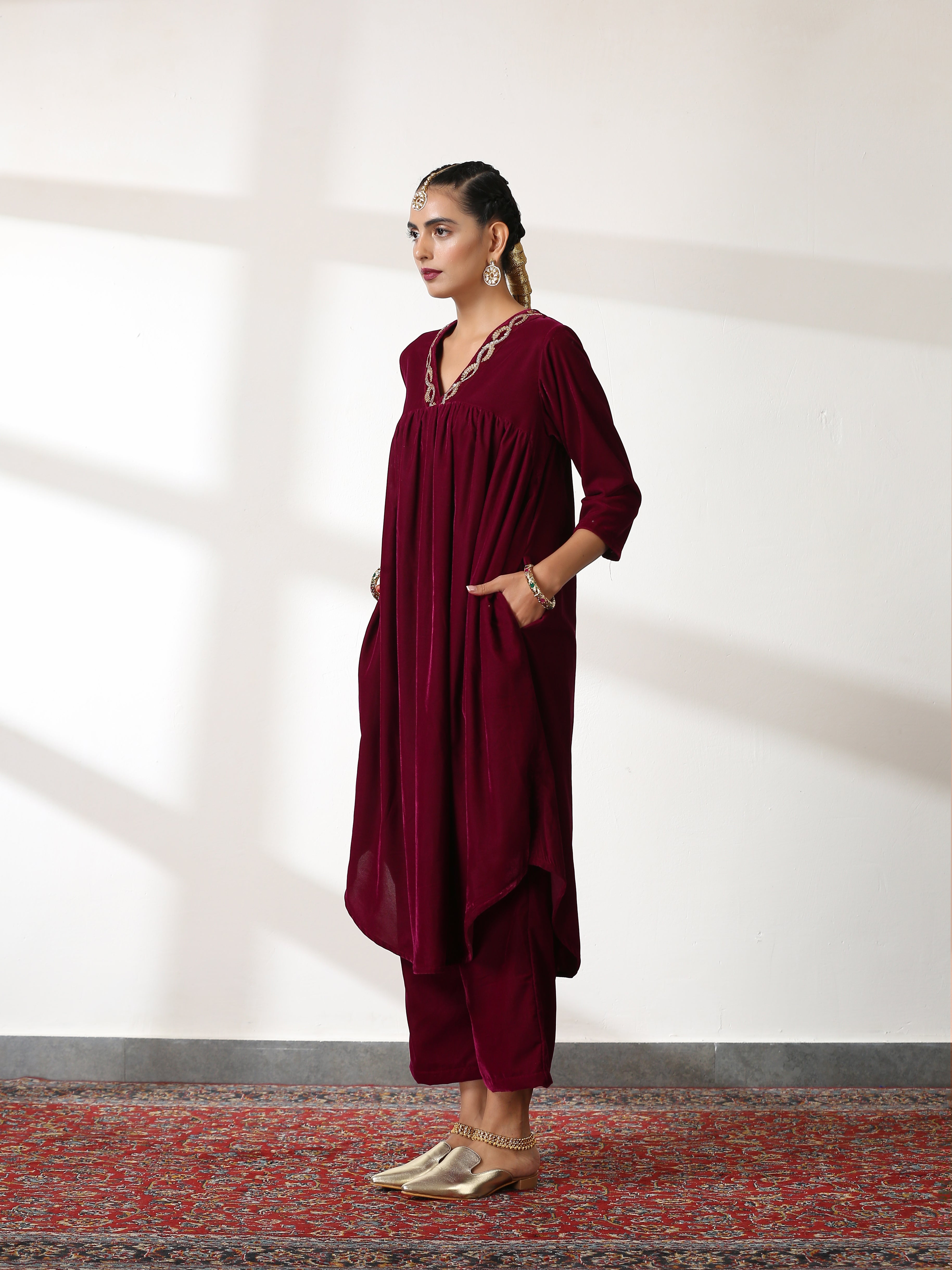 Women's Plum Velvet Kurta with Sequinned Neckline and Pants 2 Piece Set | Straight Fit, V Neck, 3/4 Sleeves, Pants, Partywear, (Velvet)