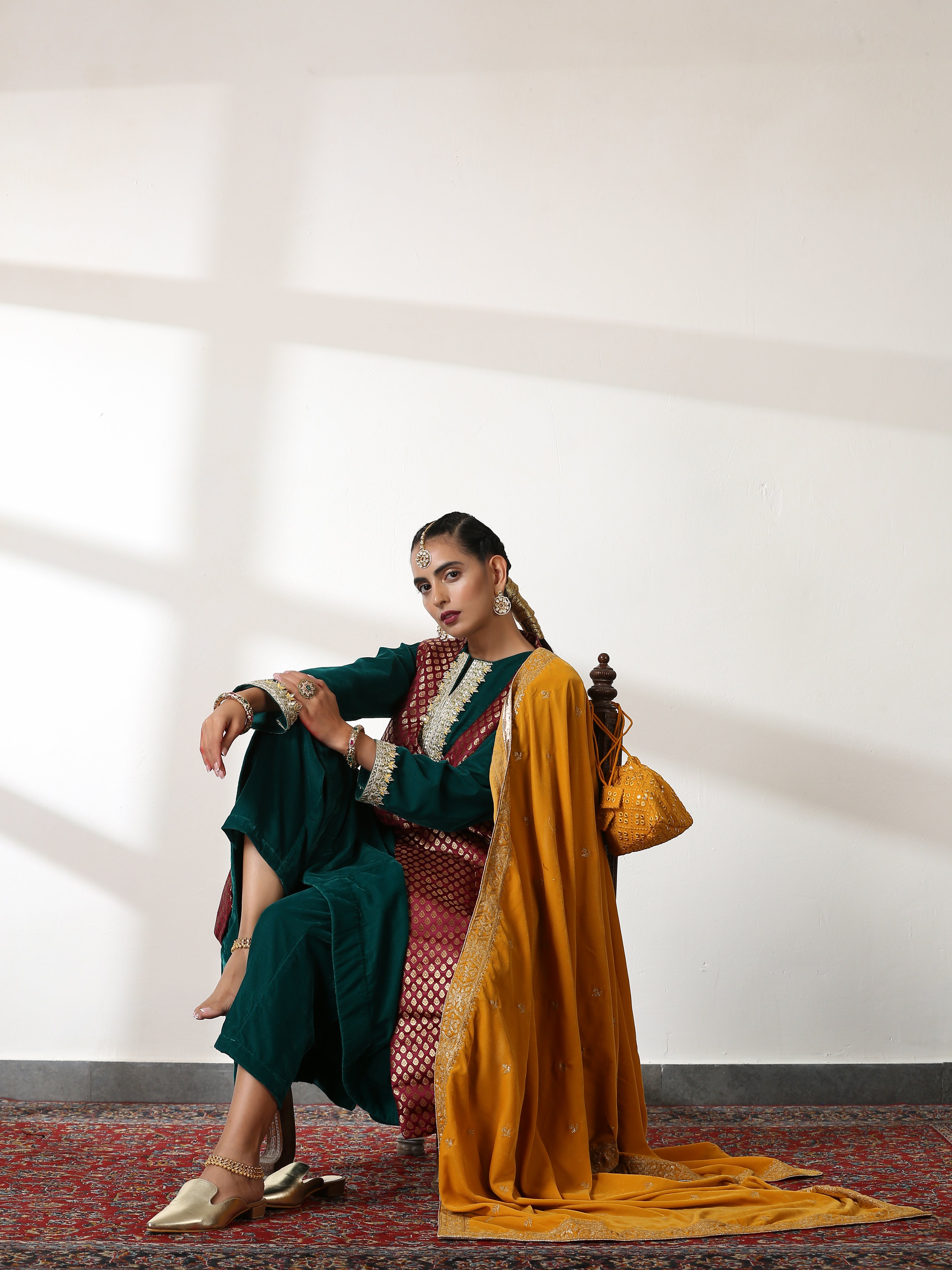 Women's Emerald Velvet Co-ordinate Top Set with Bottom and Gota Lace 2 Piece Set | Straight Fit, Round Neck, Sleeves, Pants, Festive Wear, (Velvet)