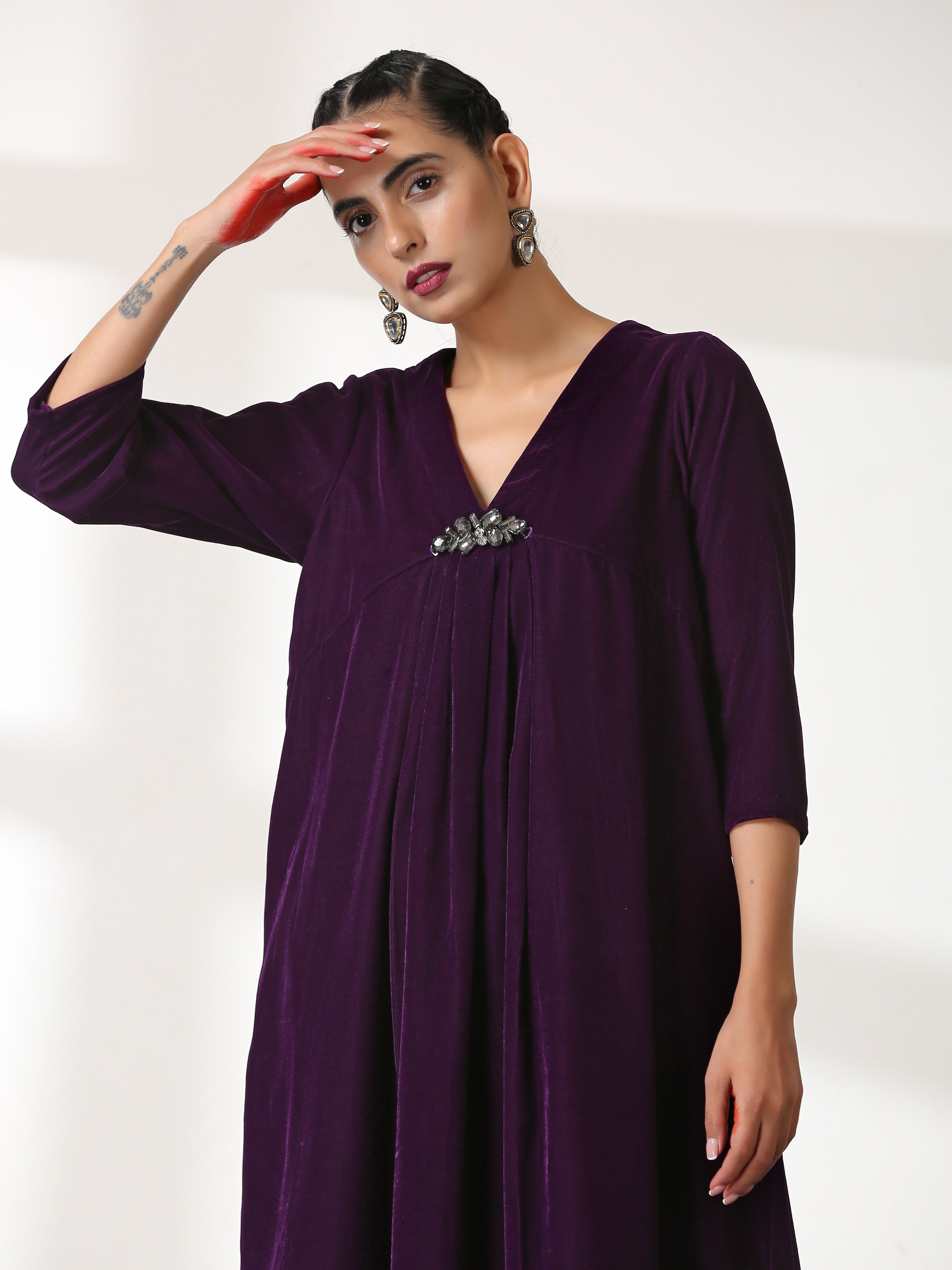 Women's Plush Velvet Top with Bottom and Glass Brooch 2 Piece Set | Straight Fit, V Neck, Full Sleeves, Pants, Festive Wear, (Velvet)