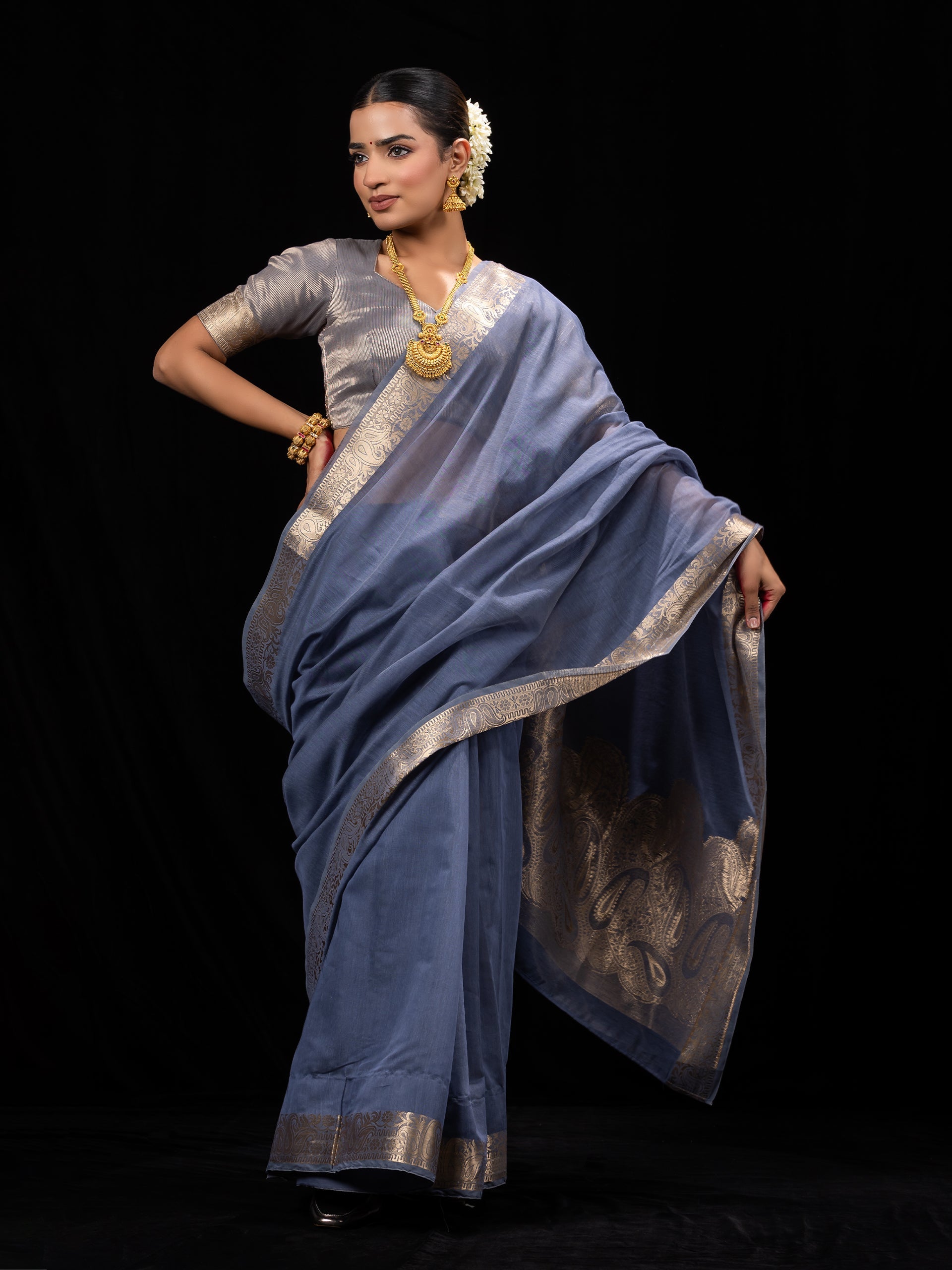 Blue Cloud Gold Paisley Pallu Soft Saree with Blouse Fabric