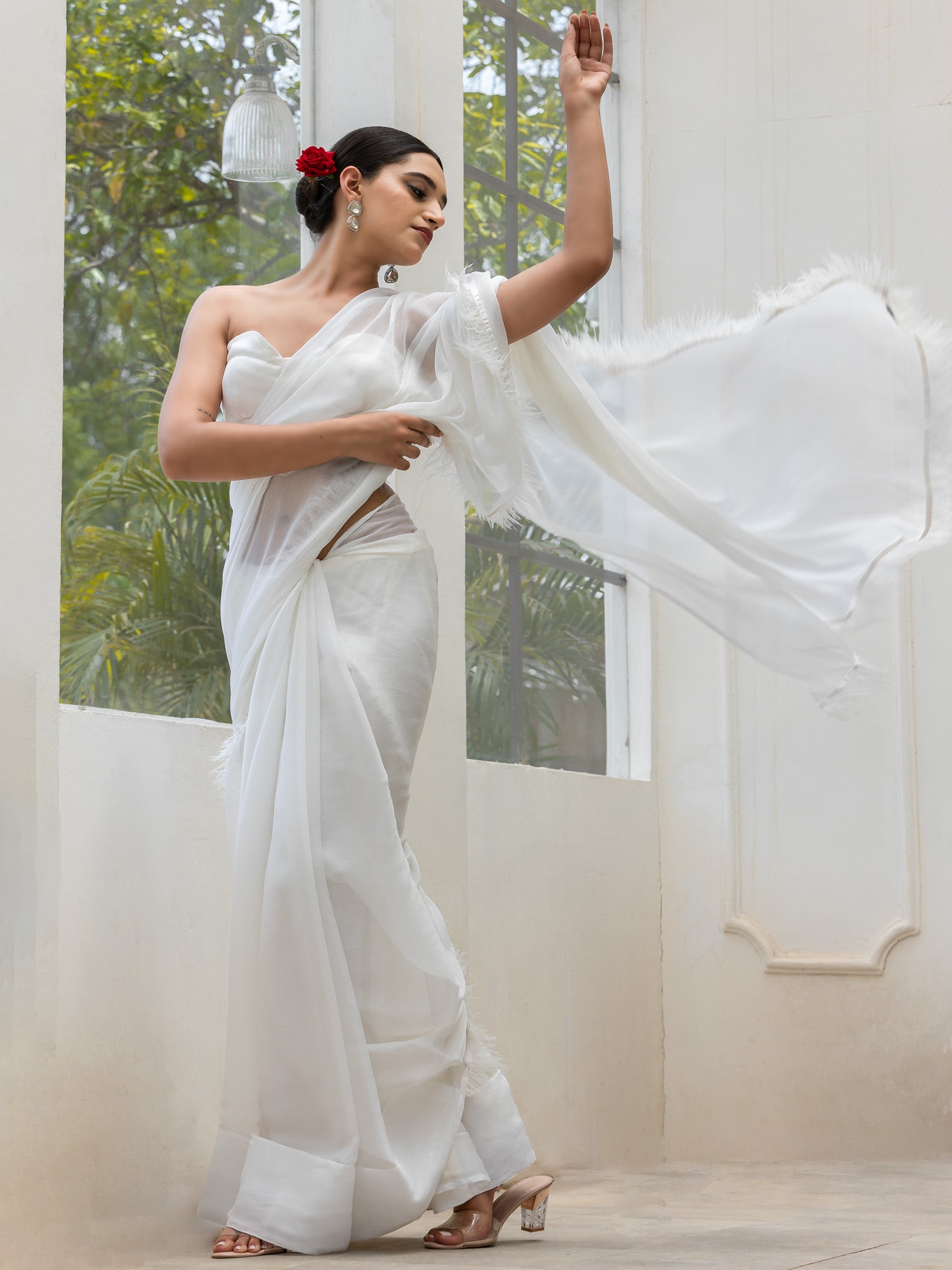 Gala Ready White Shimmer Saree with Faux Feathers and Blouse Fabric