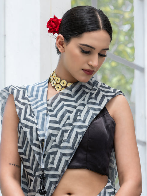 Enigma Organza Printed Saree with Pendants and Blouse Fabric